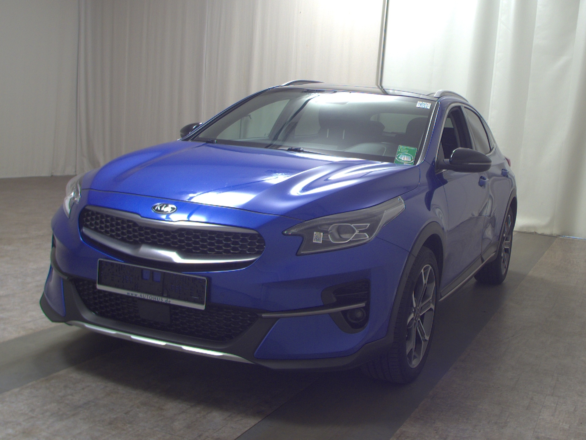 Kia X Ceed 1.6 CRDI Platinum Ed. Navi LED Pano AHK 2
