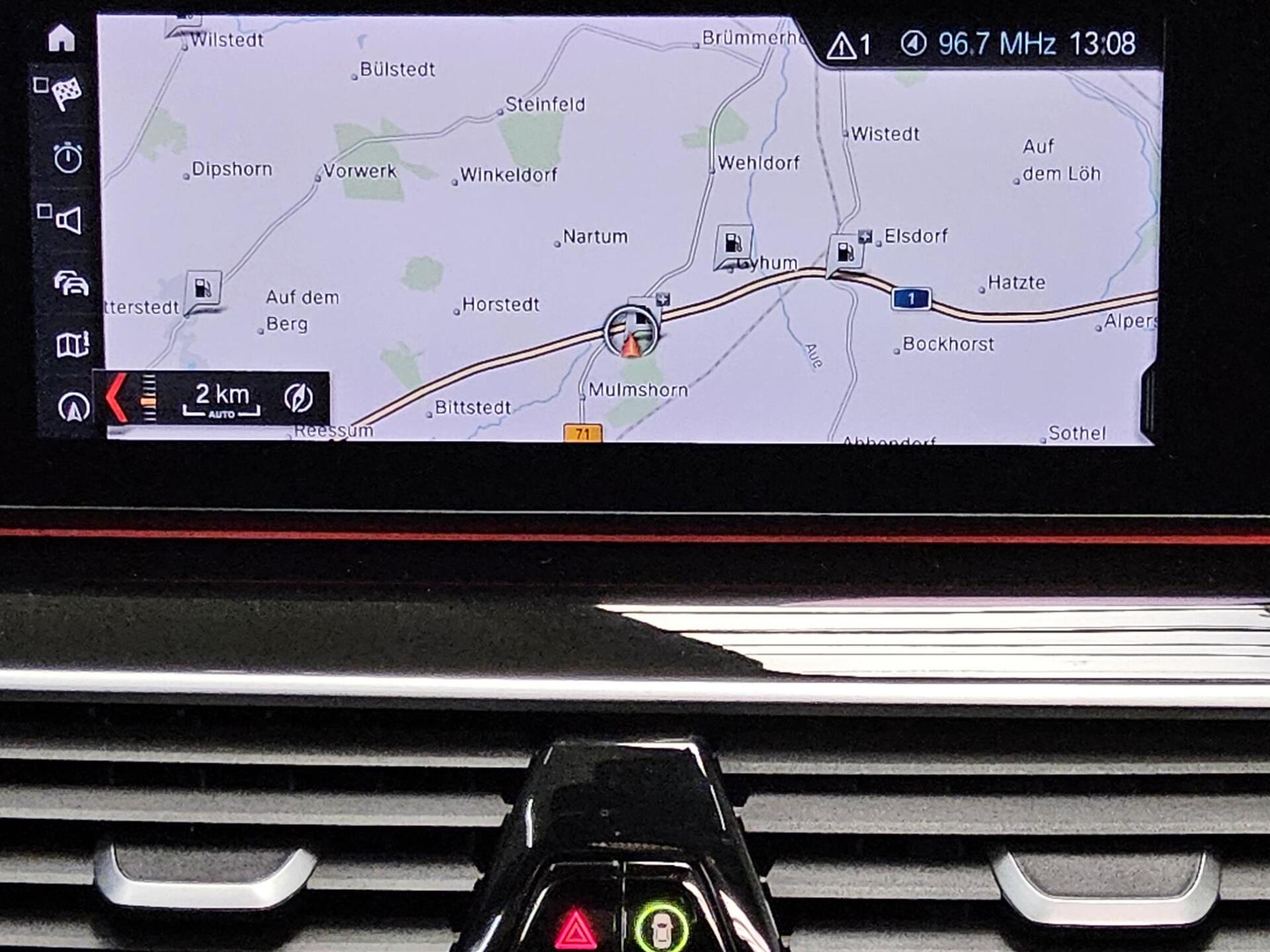 BMW 520dA Touring Sport-Line Navi LED Pano H-K 8