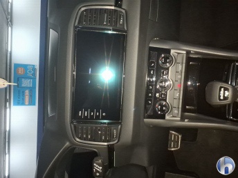Skoda Karoq 2.0 TDI 4x4 SportLine Navi LED Virtual AHK 6