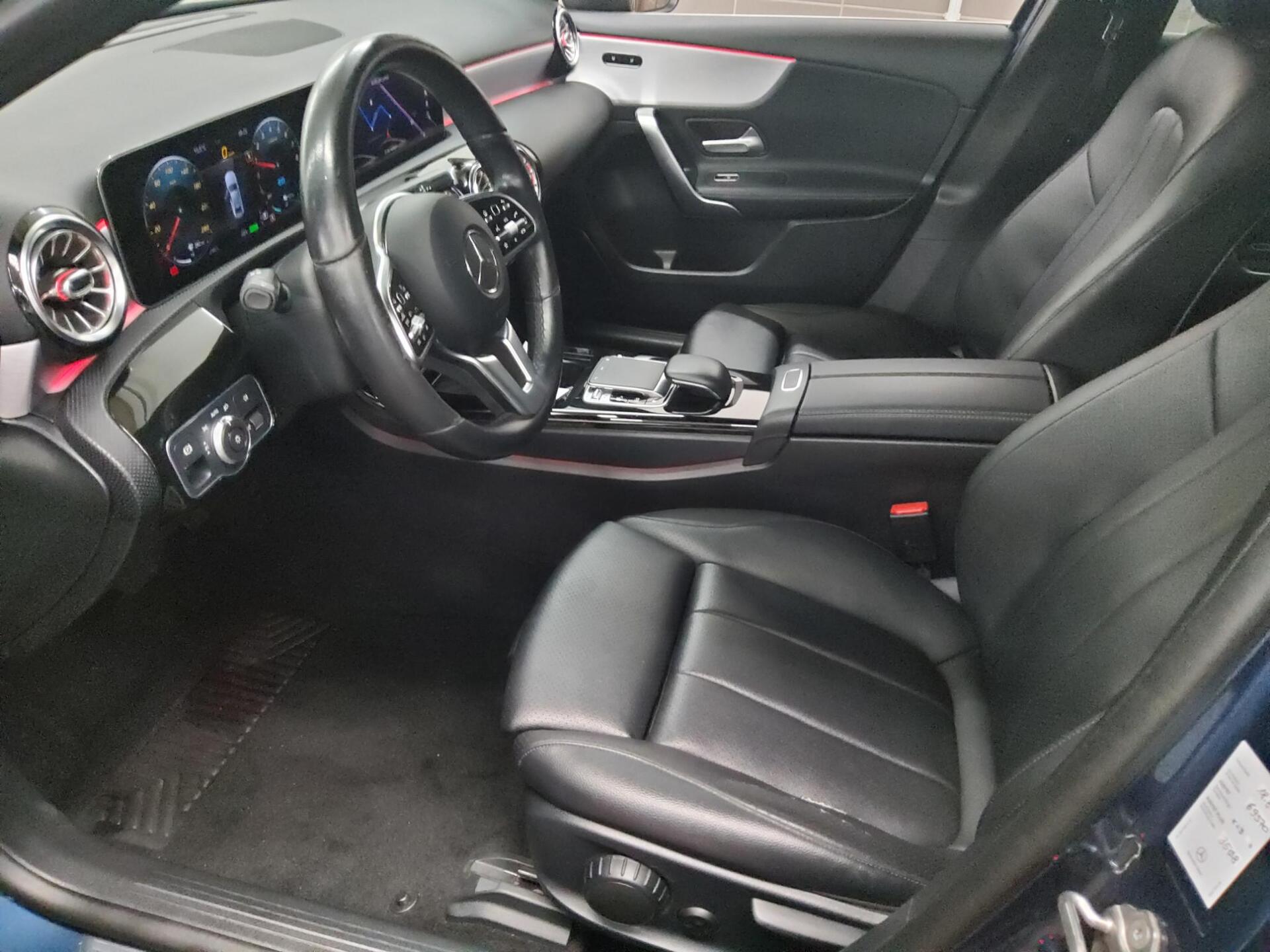 Mercedes-Benz A 250 Lim. e Progressive Navi LED MBUX 360° StHz 9