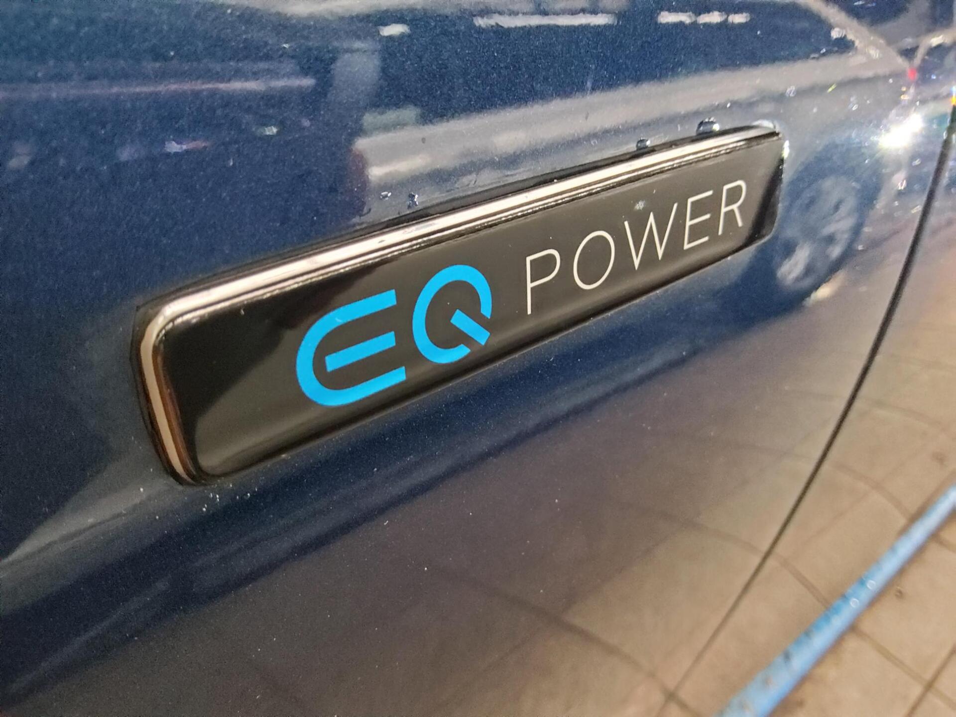 Mercedes-Benz A 250 Lim. e Progressive Navi LED MBUX 360° StHz 12