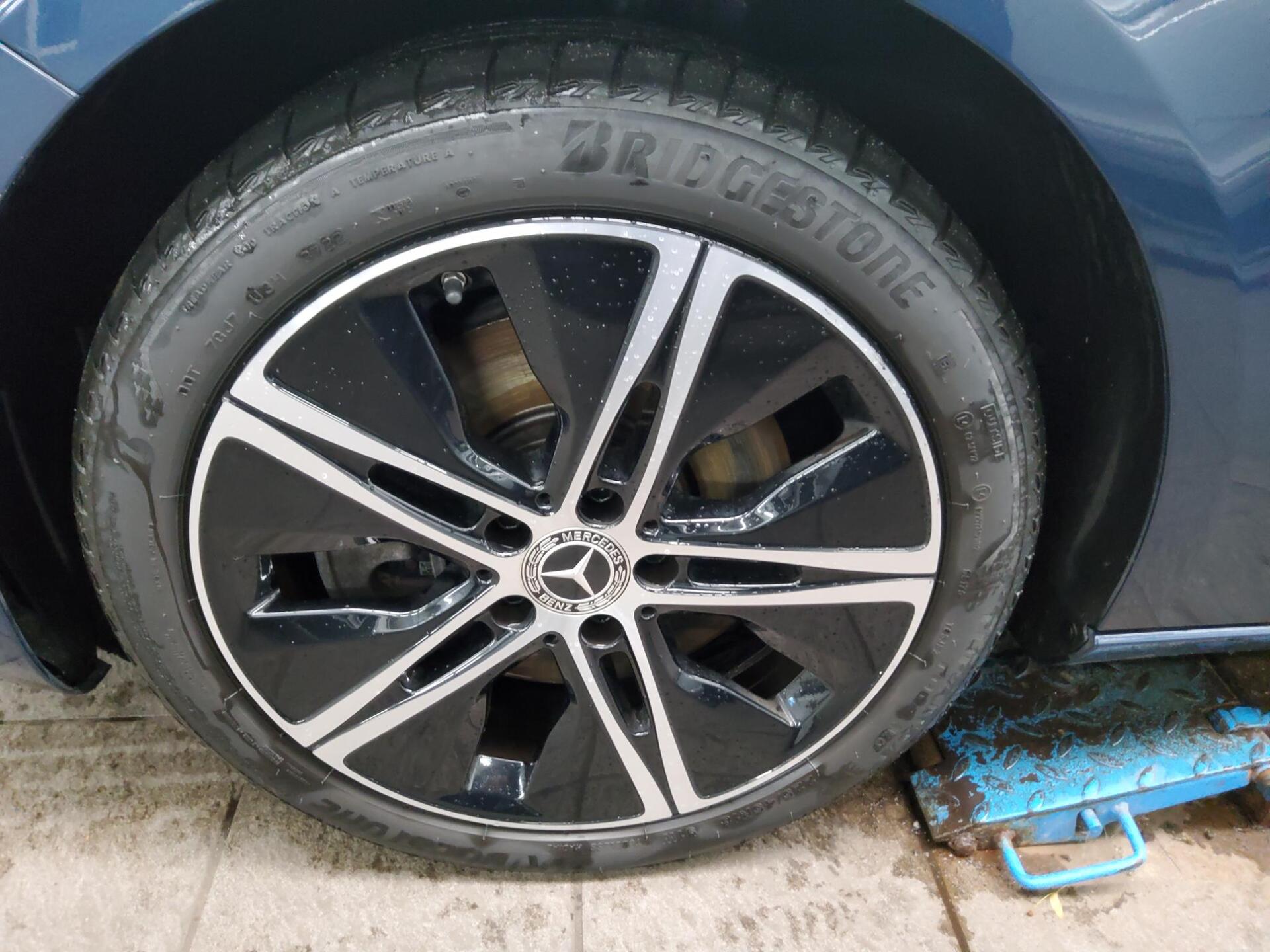 Mercedes-Benz A 250 Lim. e Progressive Navi LED MBUX 360° StHz 11