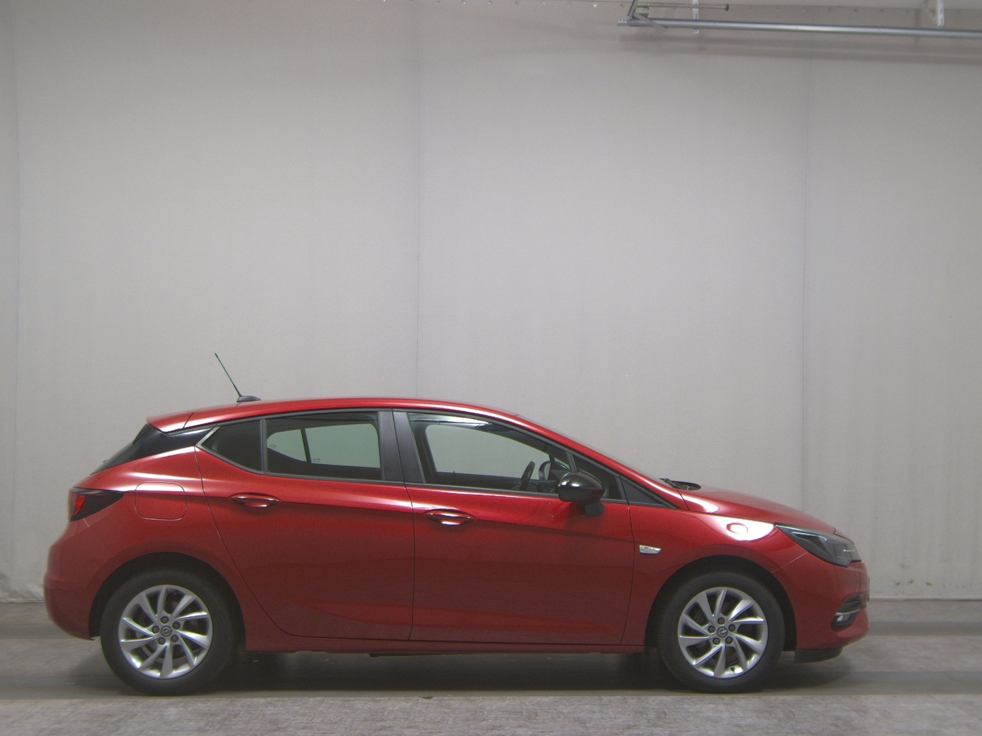 Opel Astra 1.5 D Business Ed. Navi LED RFK Shz AHK