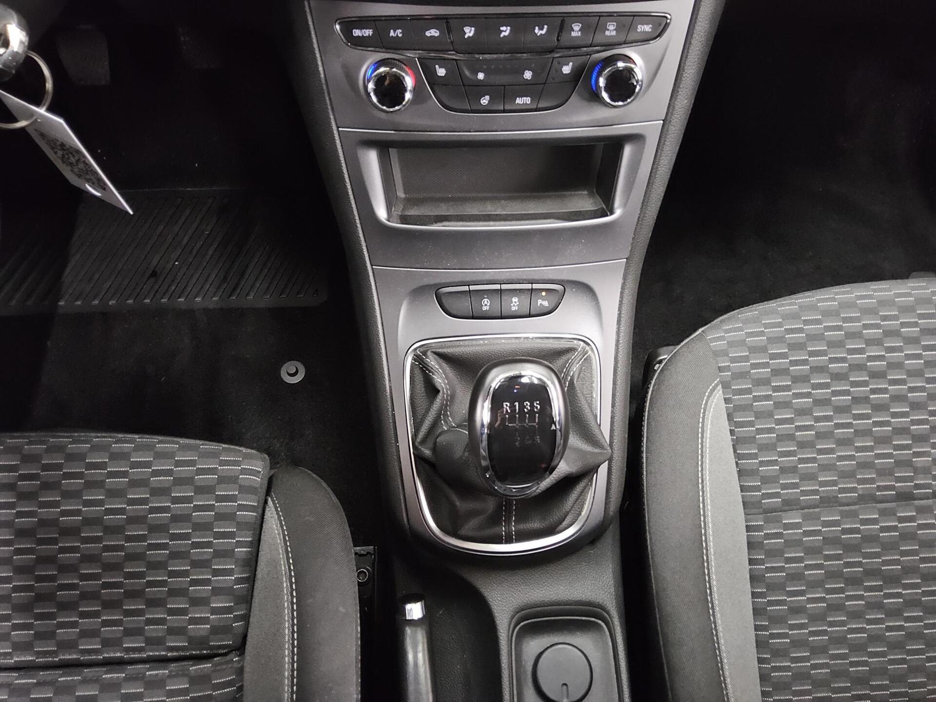 Opel Astra 1.5 D Business Ed. Navi LED RFK Shz AHK 6