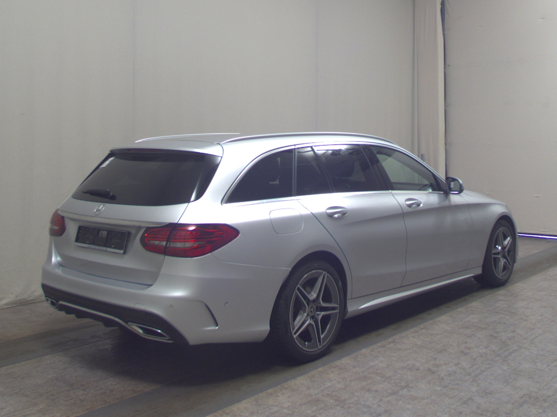 Mercedes-Benz C 220 T d AMG-Line Navi LED MB-LED Burmester 4