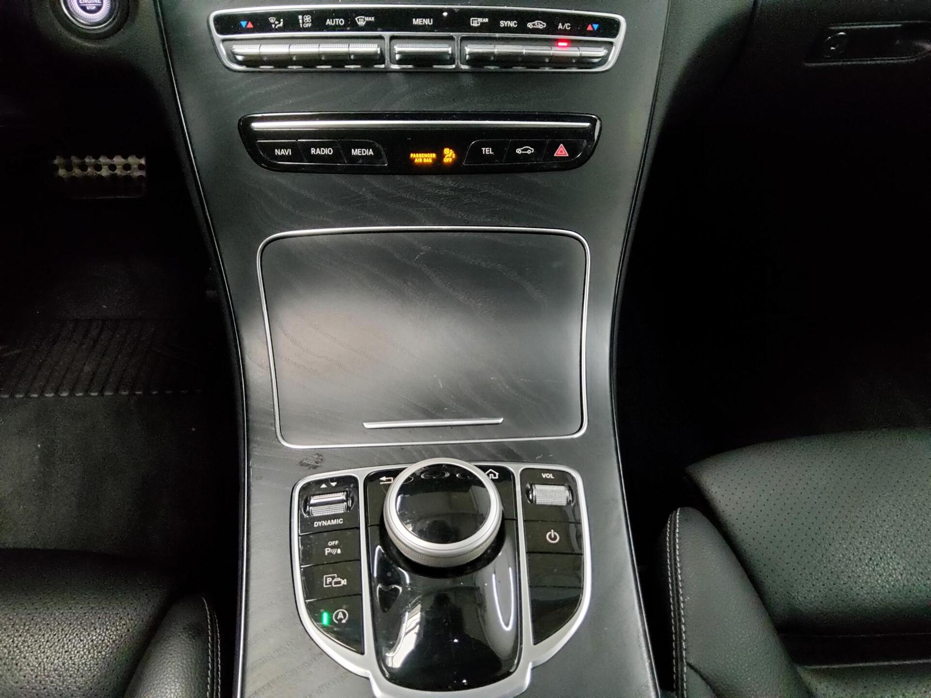 Mercedes-Benz C 220 T d AMG-Line Navi LED MB-LED Burmester 6