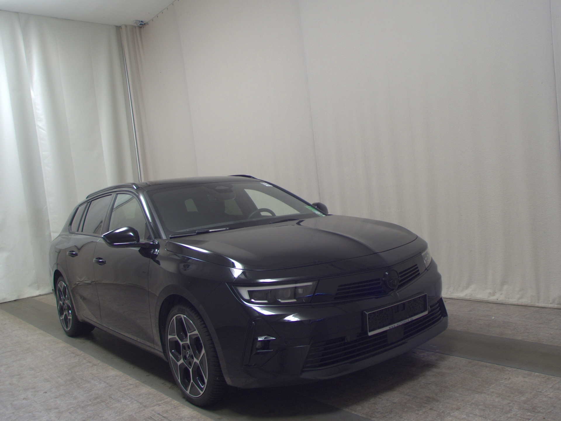 Opel Astra ST 1.2 Turbo Ultimate Navi LED HuD DC ACC 3