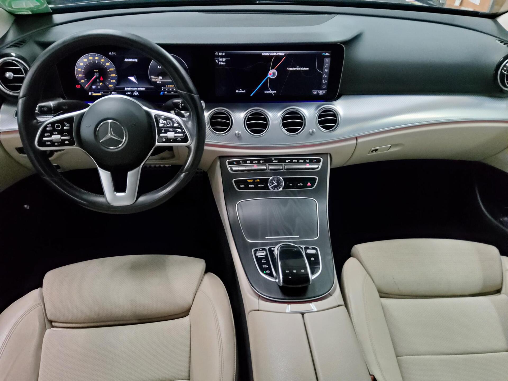Mercedes-Benz E 300 d Avantgarde T-Leder Navi Widescren RFK 5