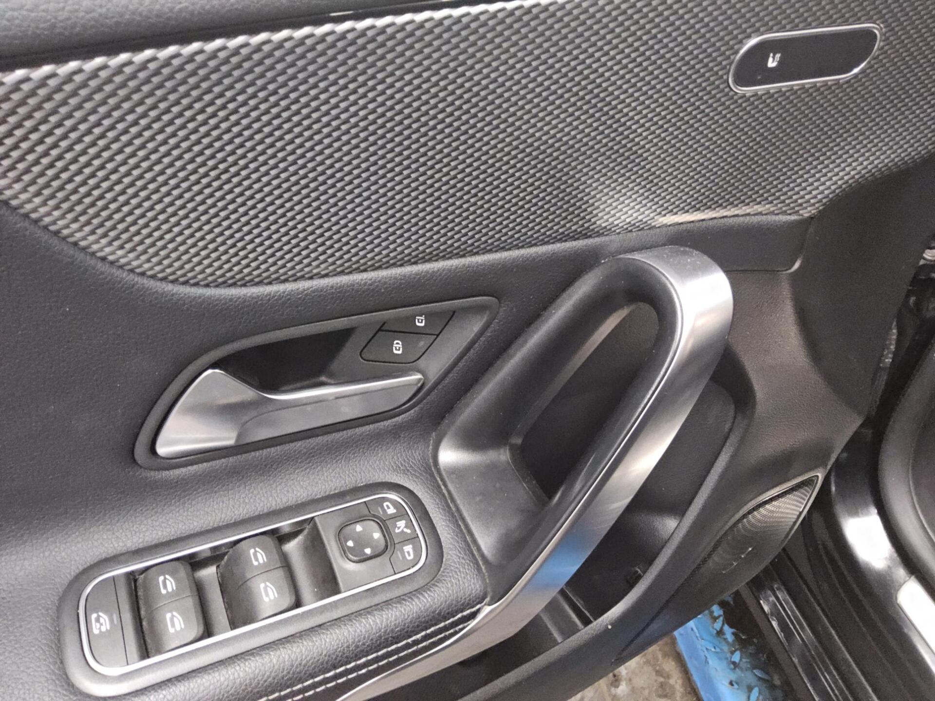 Mercedes-Benz CLA 220 SB d Progressive Night Nav Sound Distr.+ 10