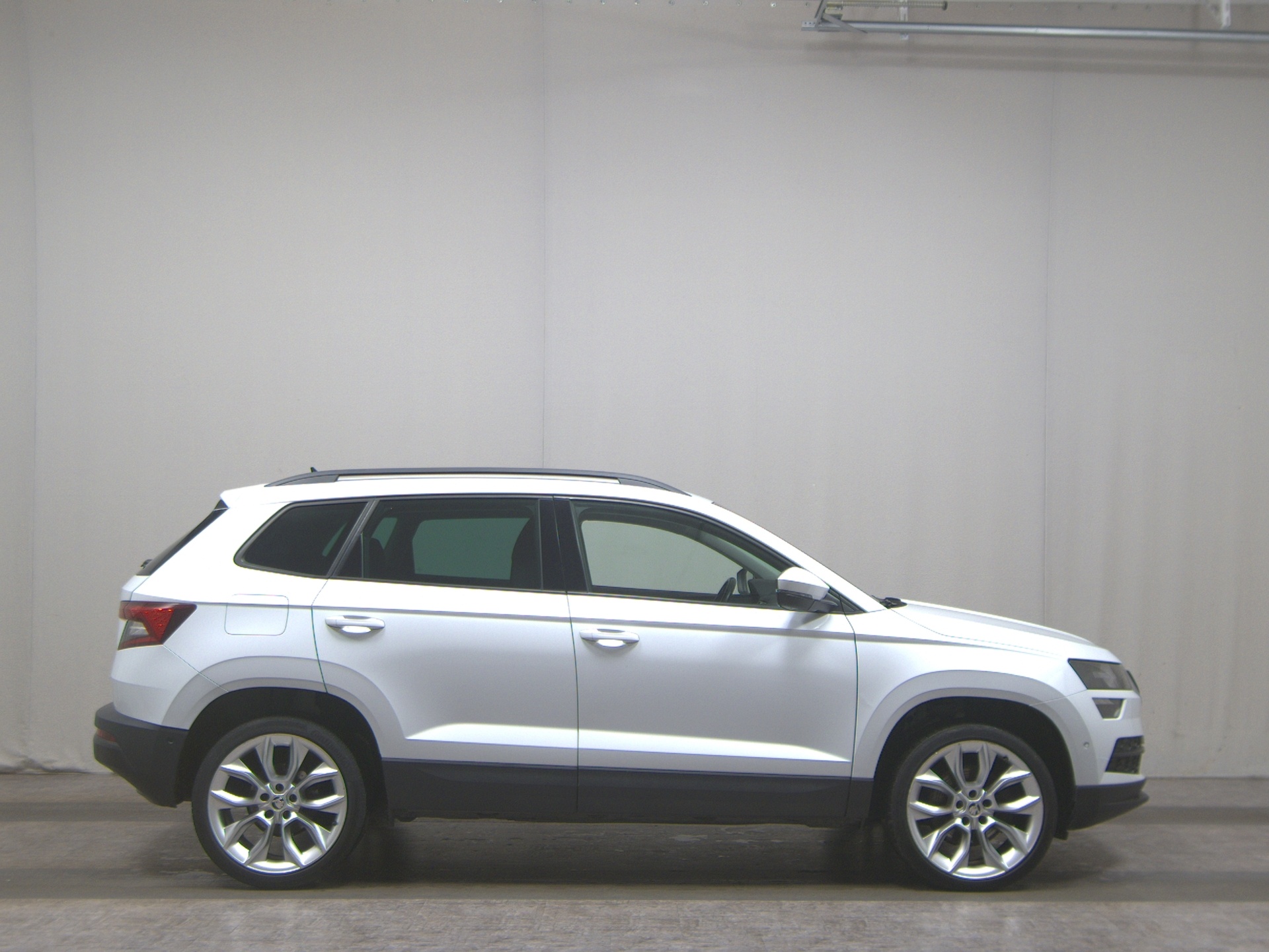 Skoda Karoq 2.0 TDI Style Navi vc ACC PDC Shz