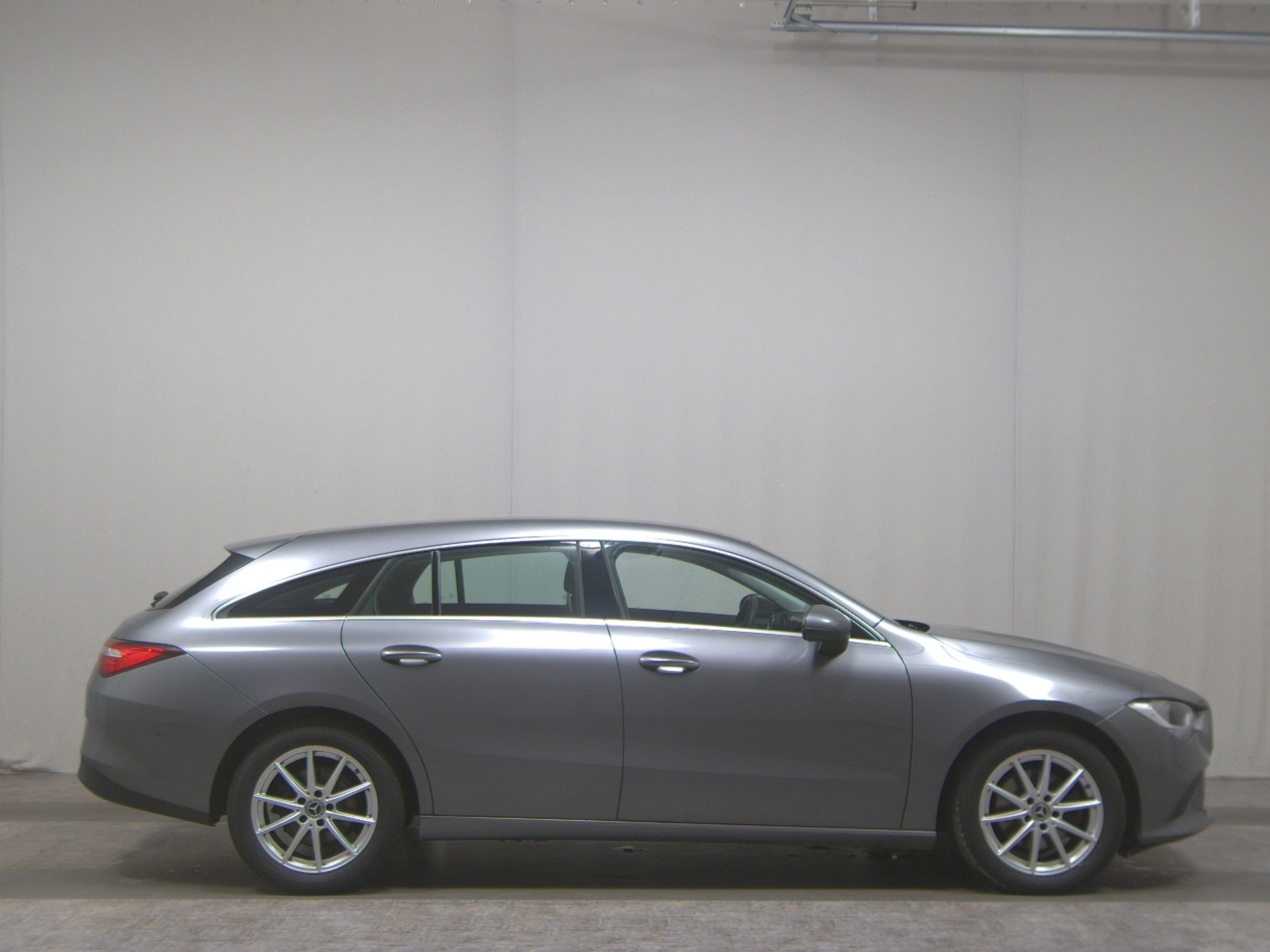 Mercedes-Benz CLA 180 SB d Navi PDC Shz Park-Assistent