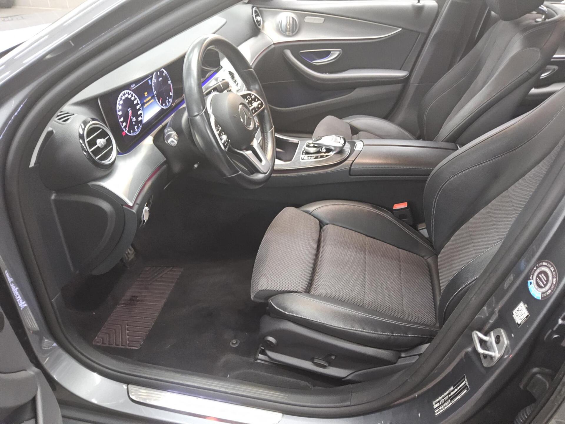 Mercedes-Benz E 200 d Avantgarde Navi LED Widescreen Burmester 9