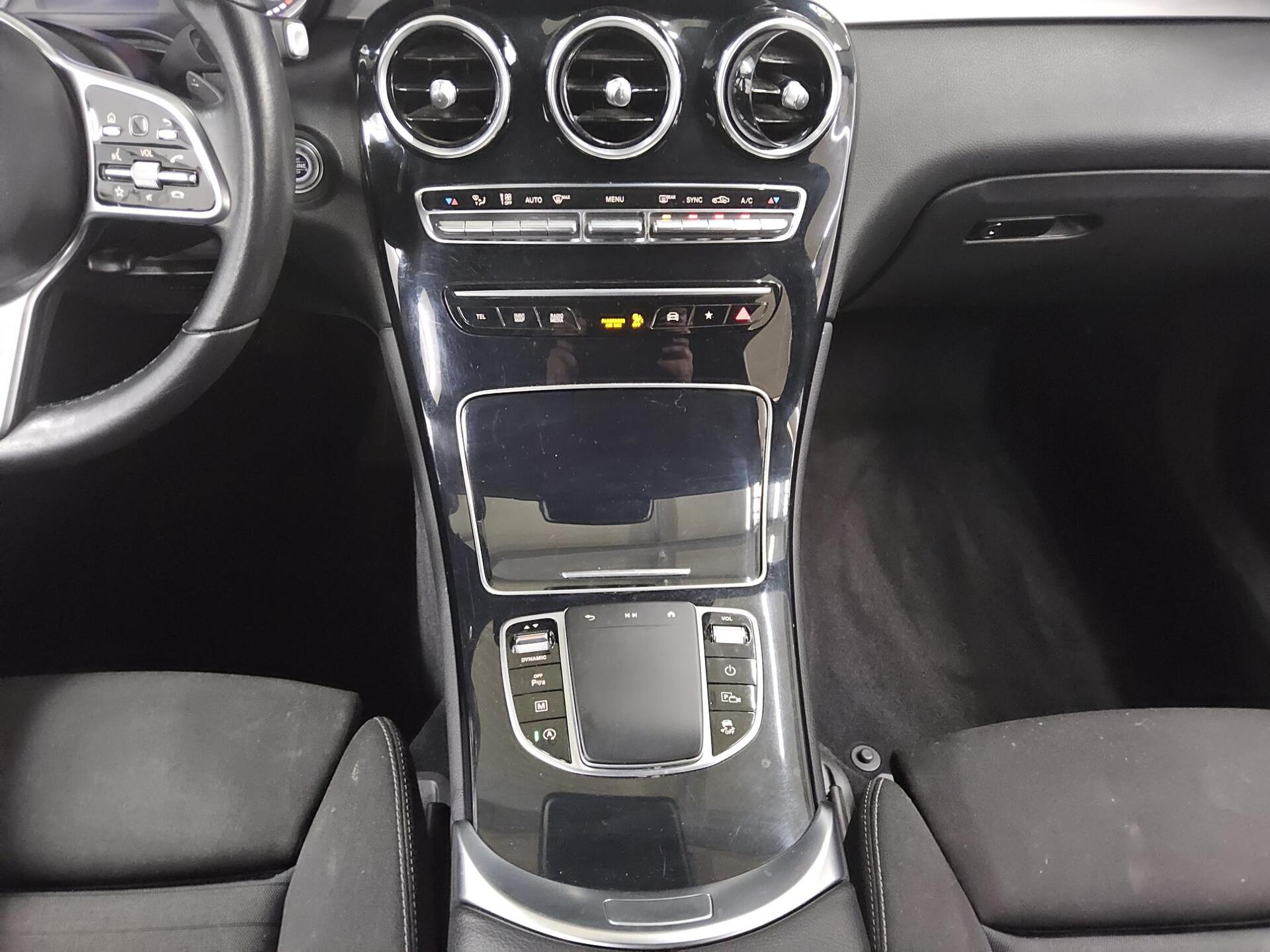 Mercedes-Benz GLC 200 d 4M Navi LED PDC AHK SHZ 6