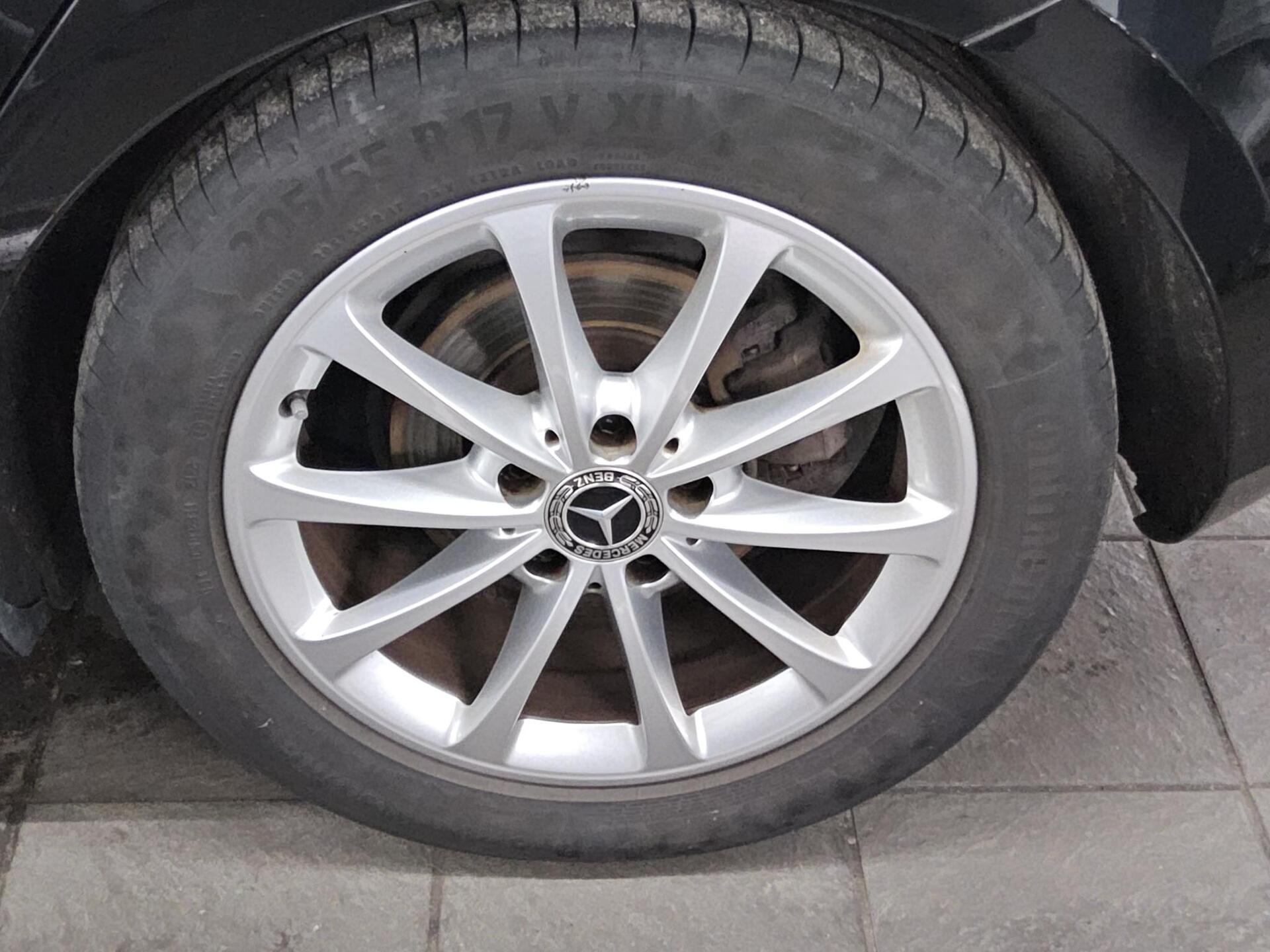 Mercedes-Benz A 200 Progressive Navi LED Shz Kamera 11