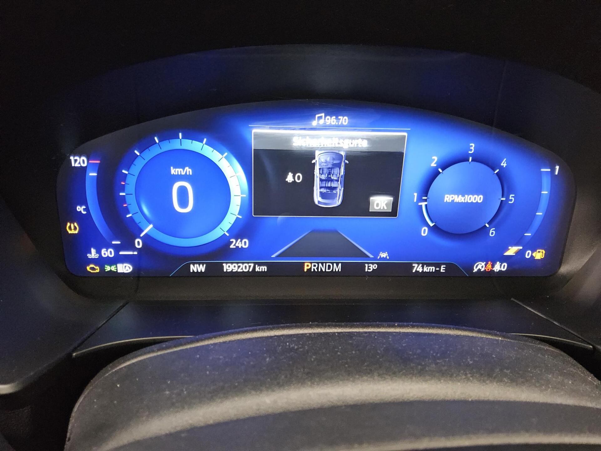 Ford Kuga 2.0 EB Vignale Navi LED DigiTacho HuD B&O 8