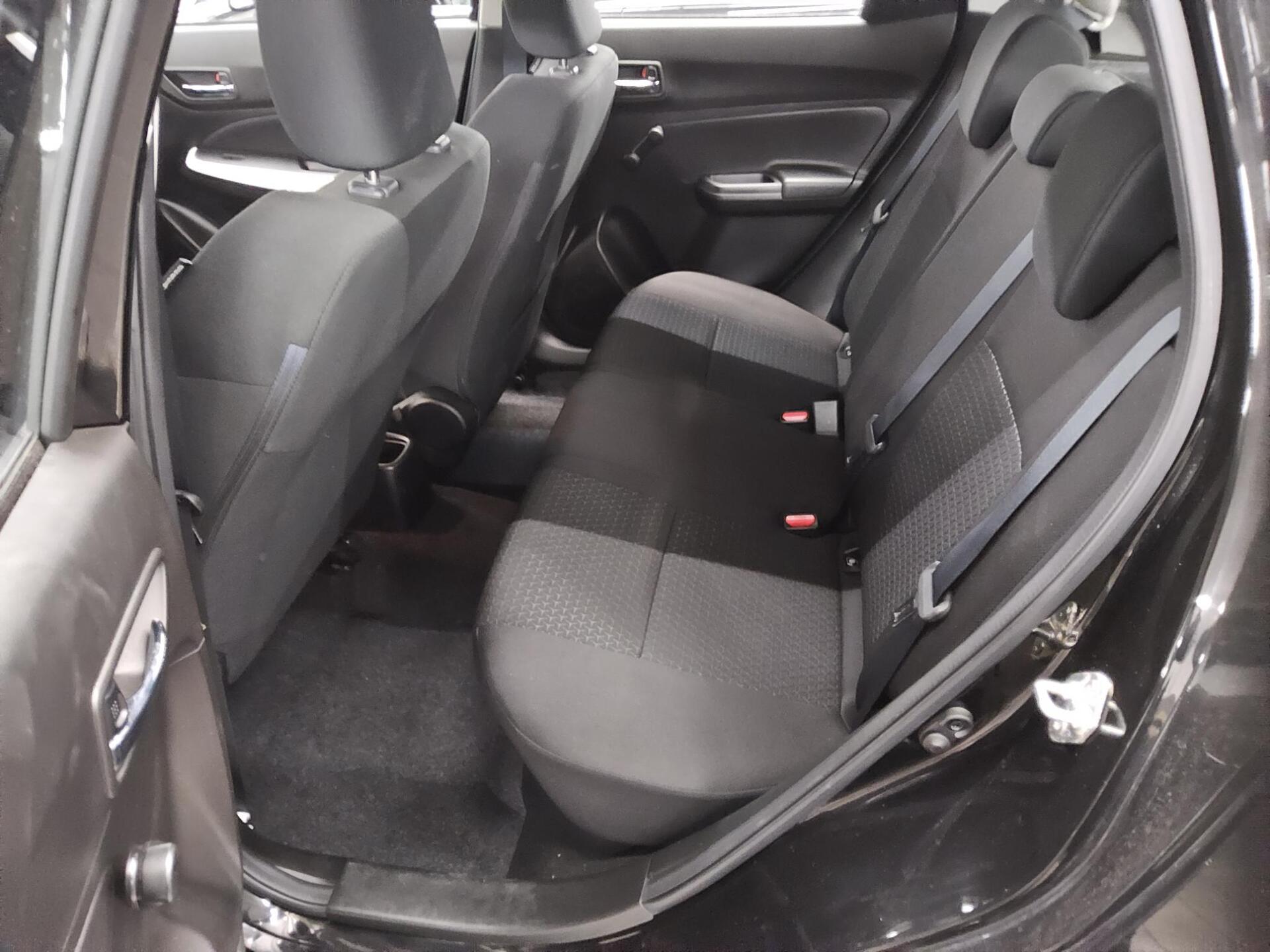 Suzuki Swift 1.2 Comfort Xenon Klima Bluetooth 12