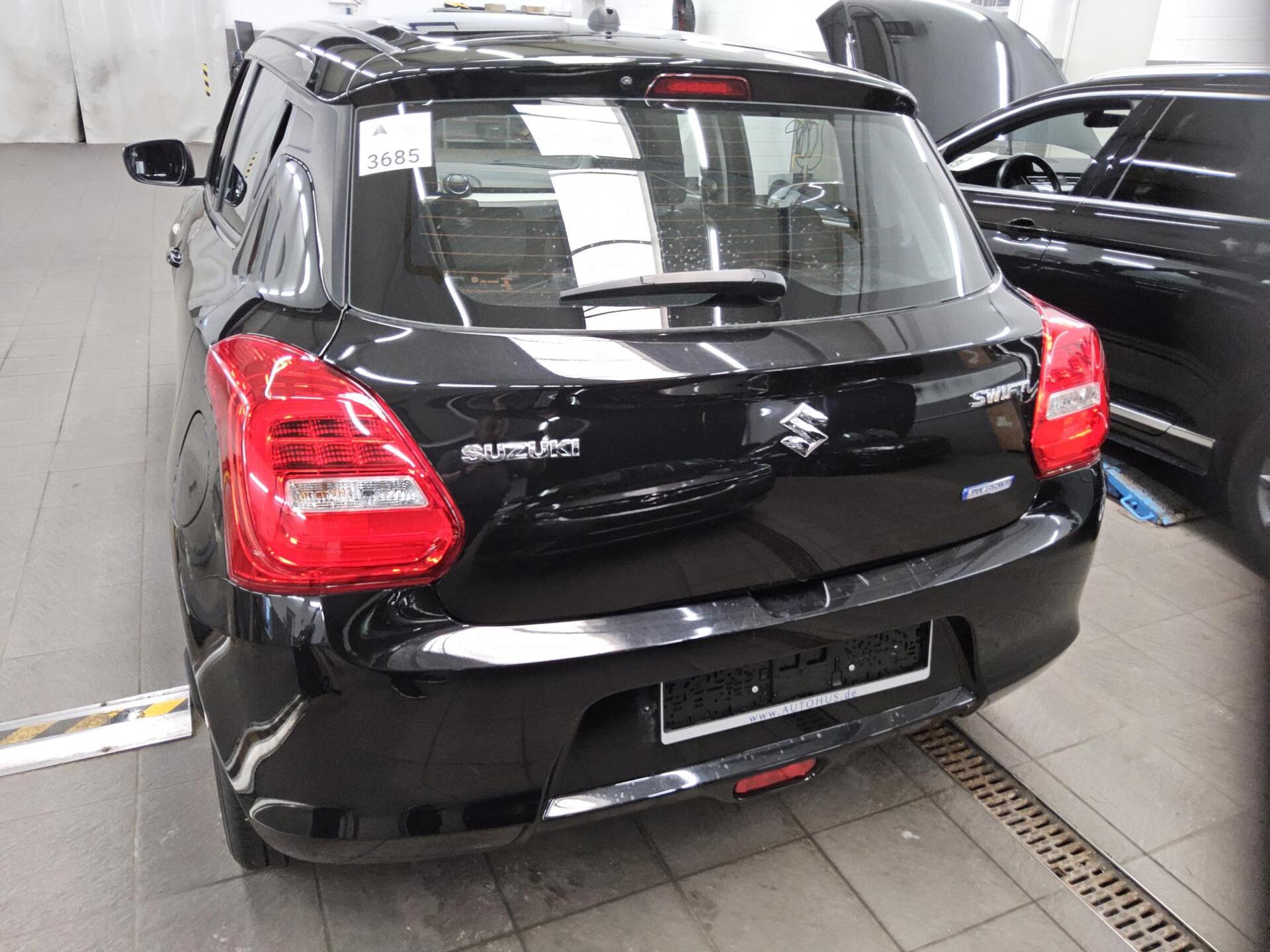 Suzuki Swift 1.2 Comfort Xenon Klima Bluetooth 10