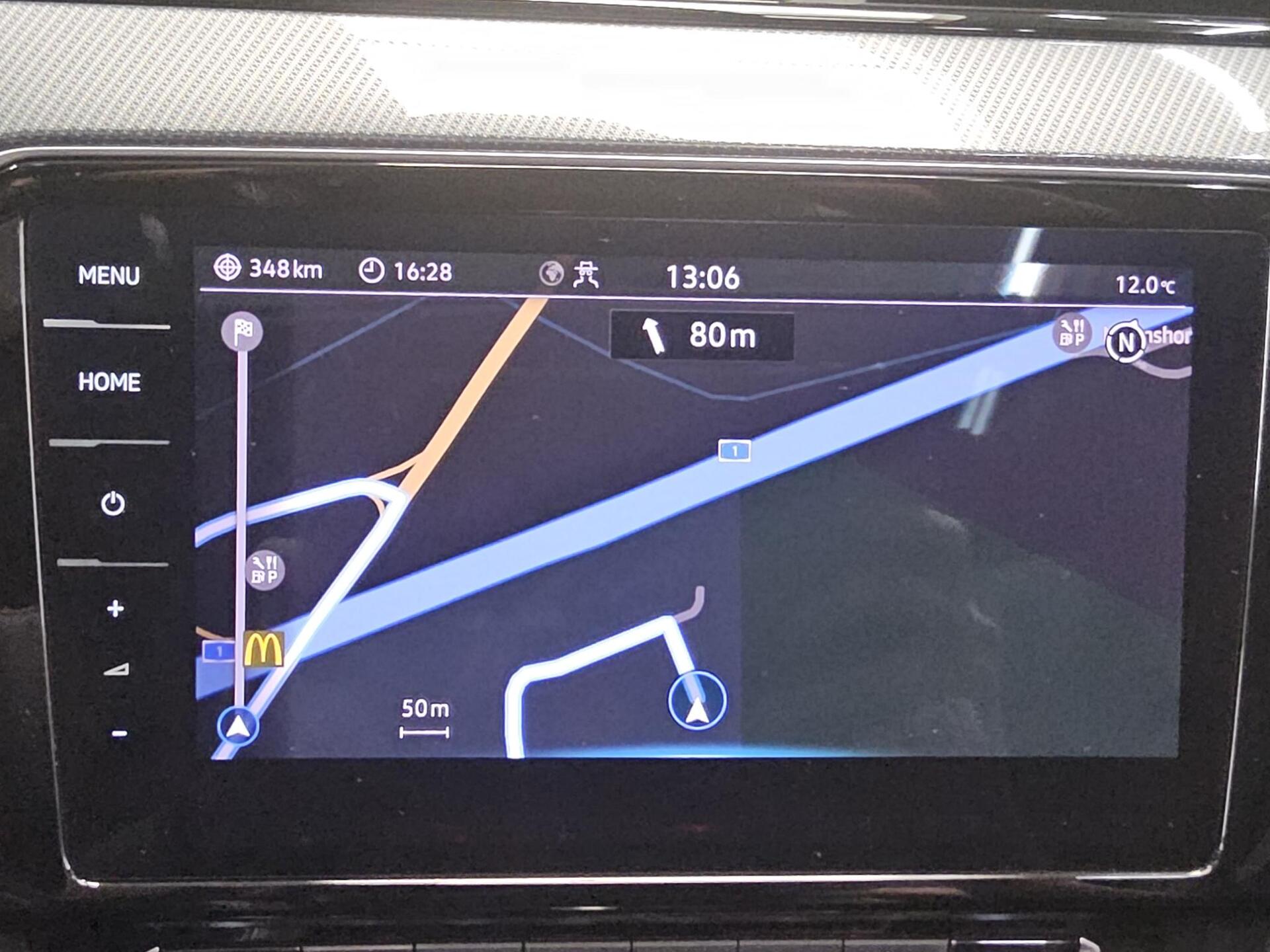 Volkswagen Passat Var. 2.0 TSI R-Line Pano AID Navi HuD AHK 7