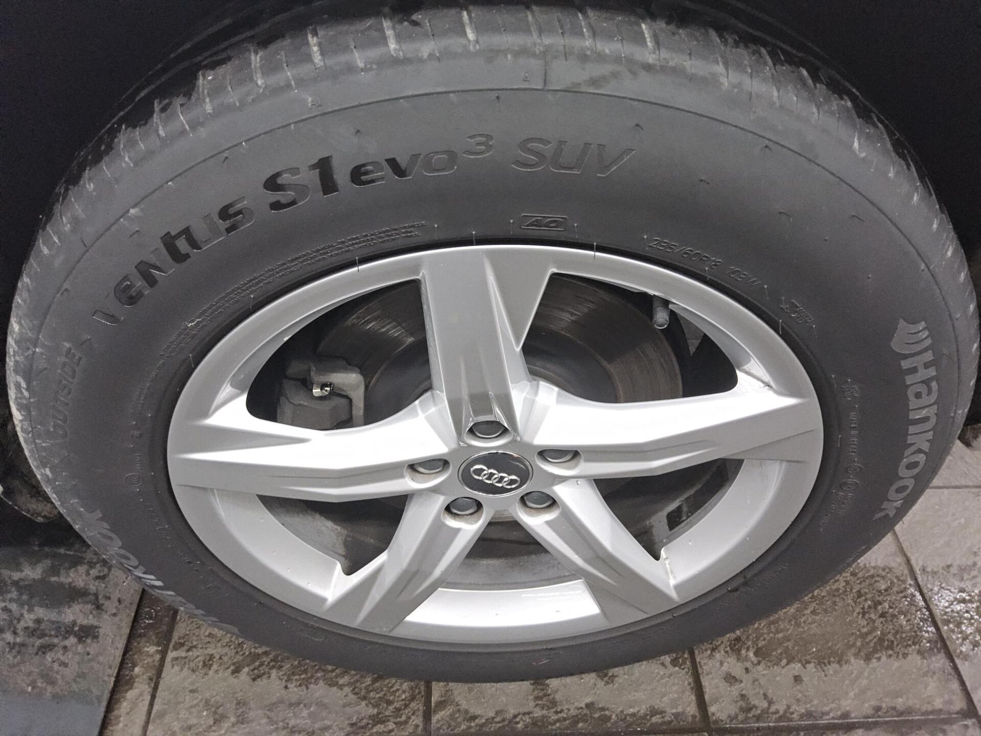 Audi Q5 40 TDI Qu. sport Navi Xenon Pano Ahk PDC SHZ 10