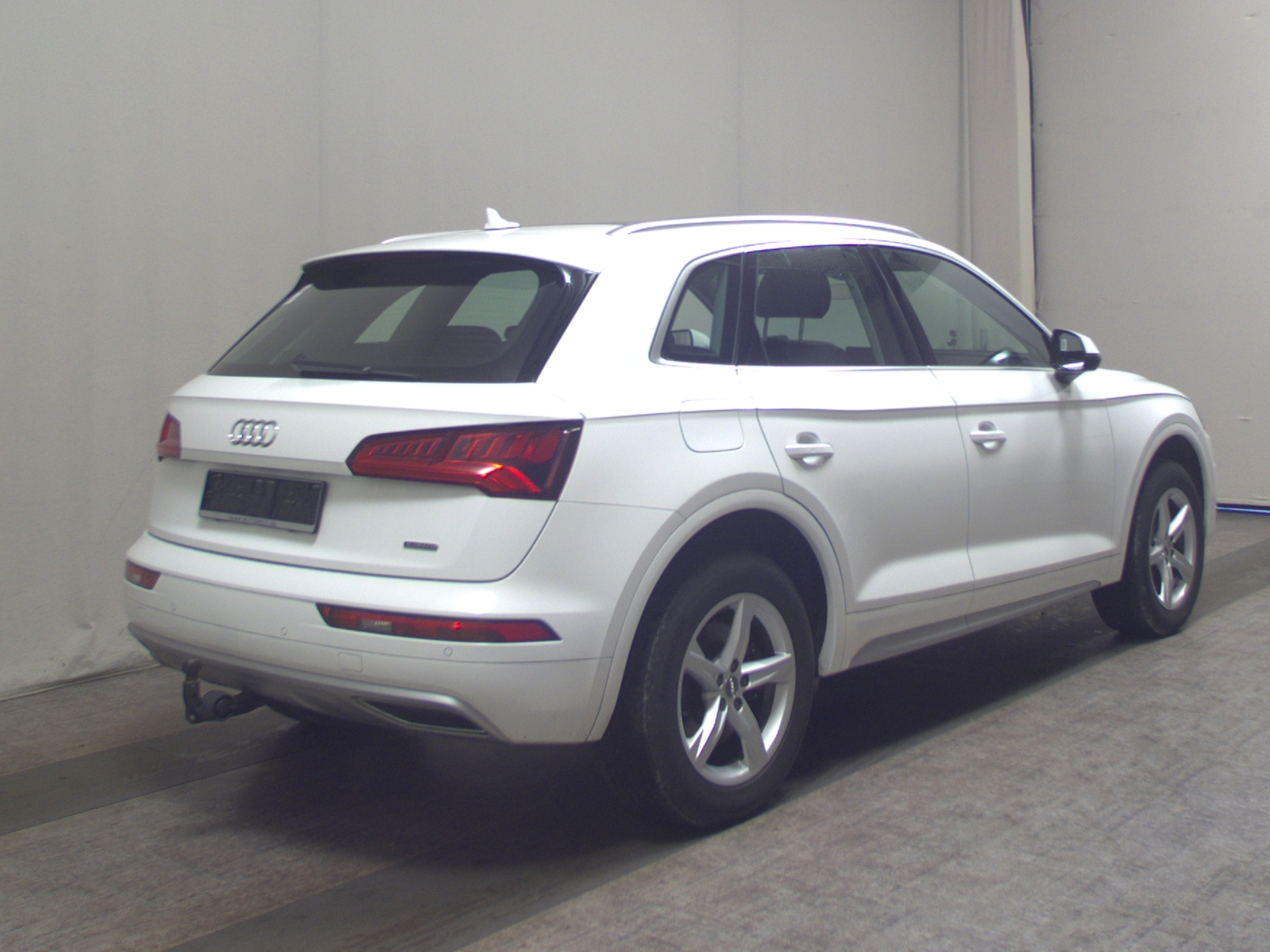 Audi Q5 40 TDI Qu. sport Navi Xenon Pano Ahk PDC SHZ 4