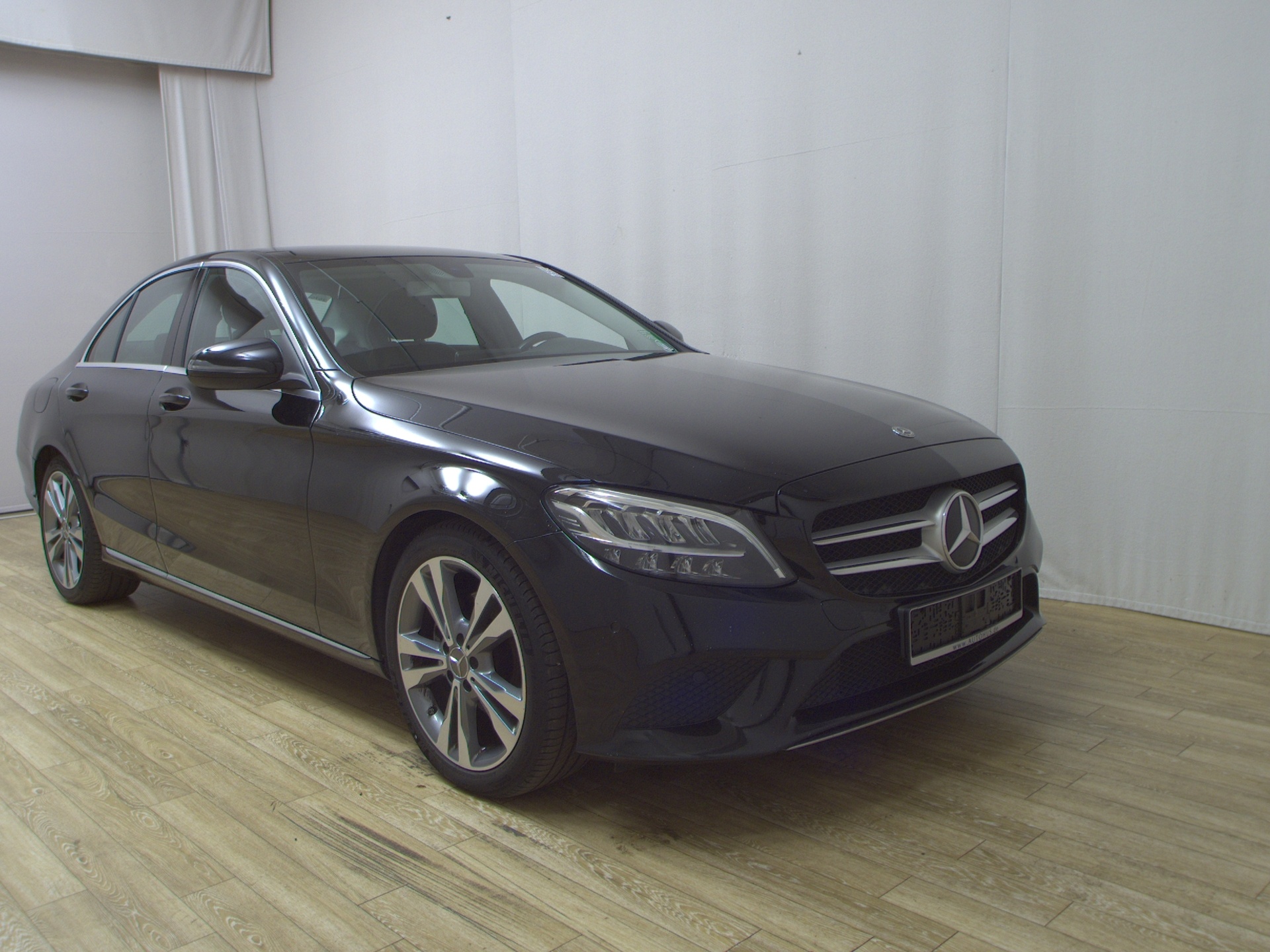 Mercedes-Benz C 220 d Avantgarde AHK Navi LED 3