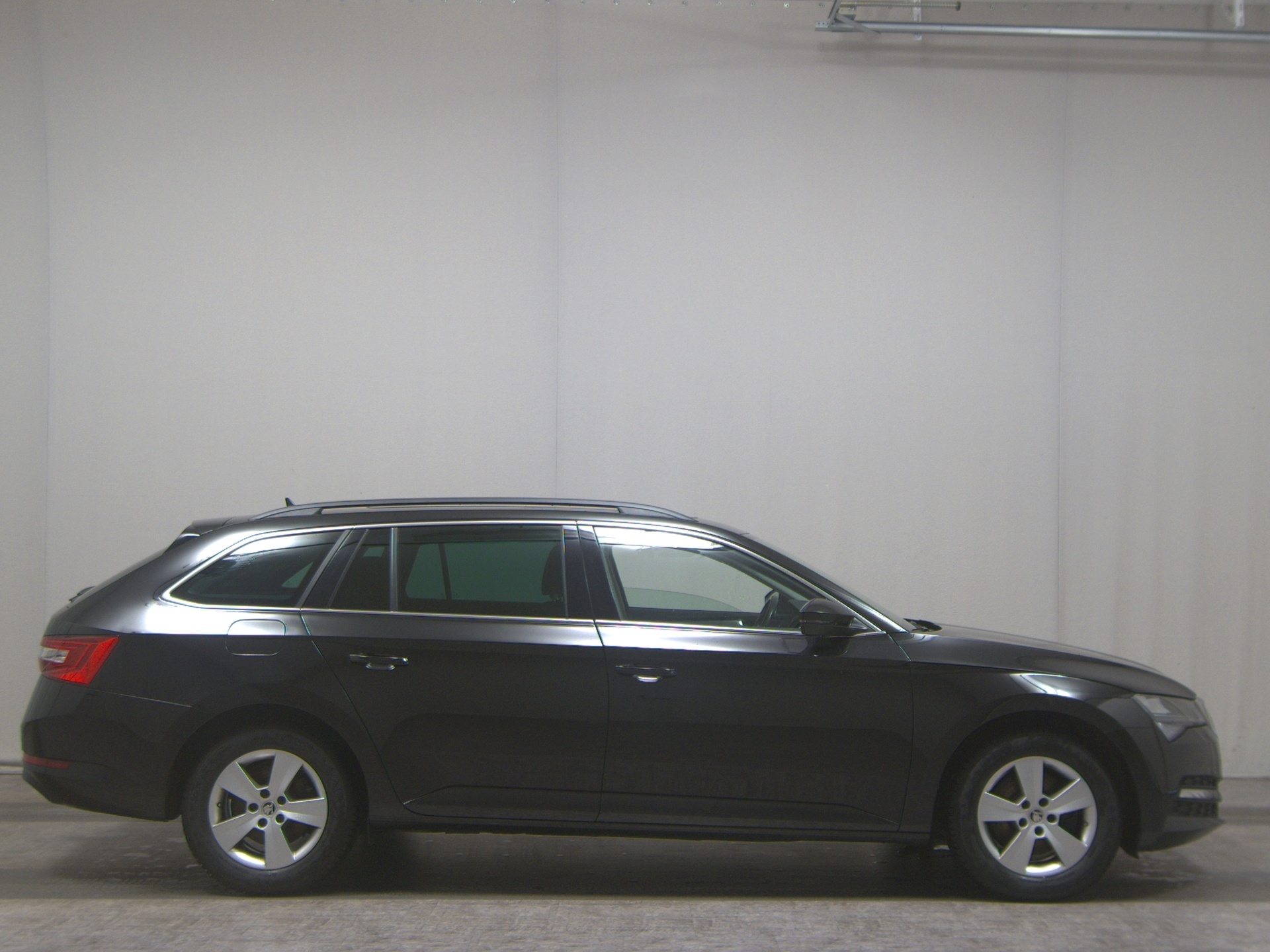 Skoda Superb Kombi 1.5 TSI Ambition Navi vc Pano AHK