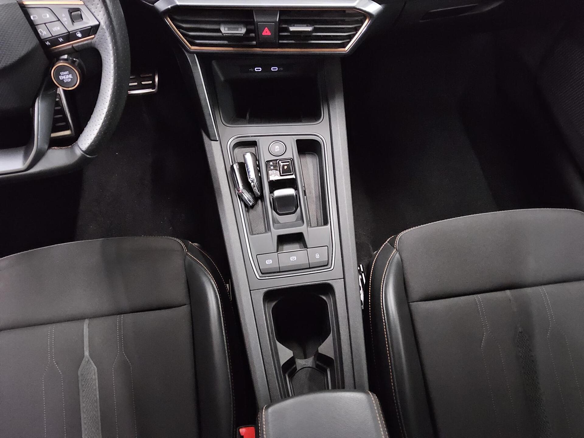 Cupra Formentor 2.0 TSI 4Drive VZ Navi LED AHK Beats 6