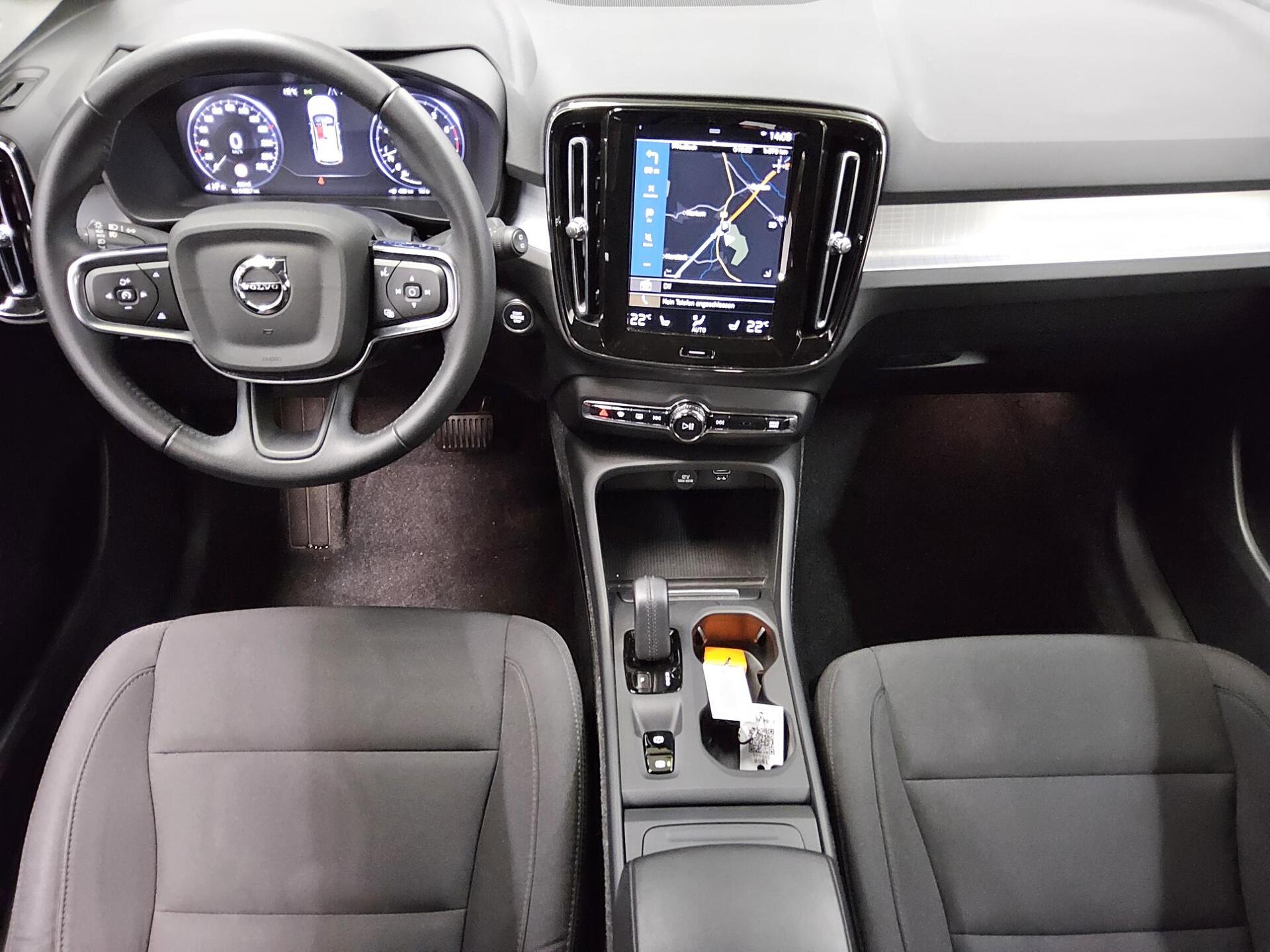 Volvo XC40 B4 Momentum Pro Navi LED ACC PDC Shz 5