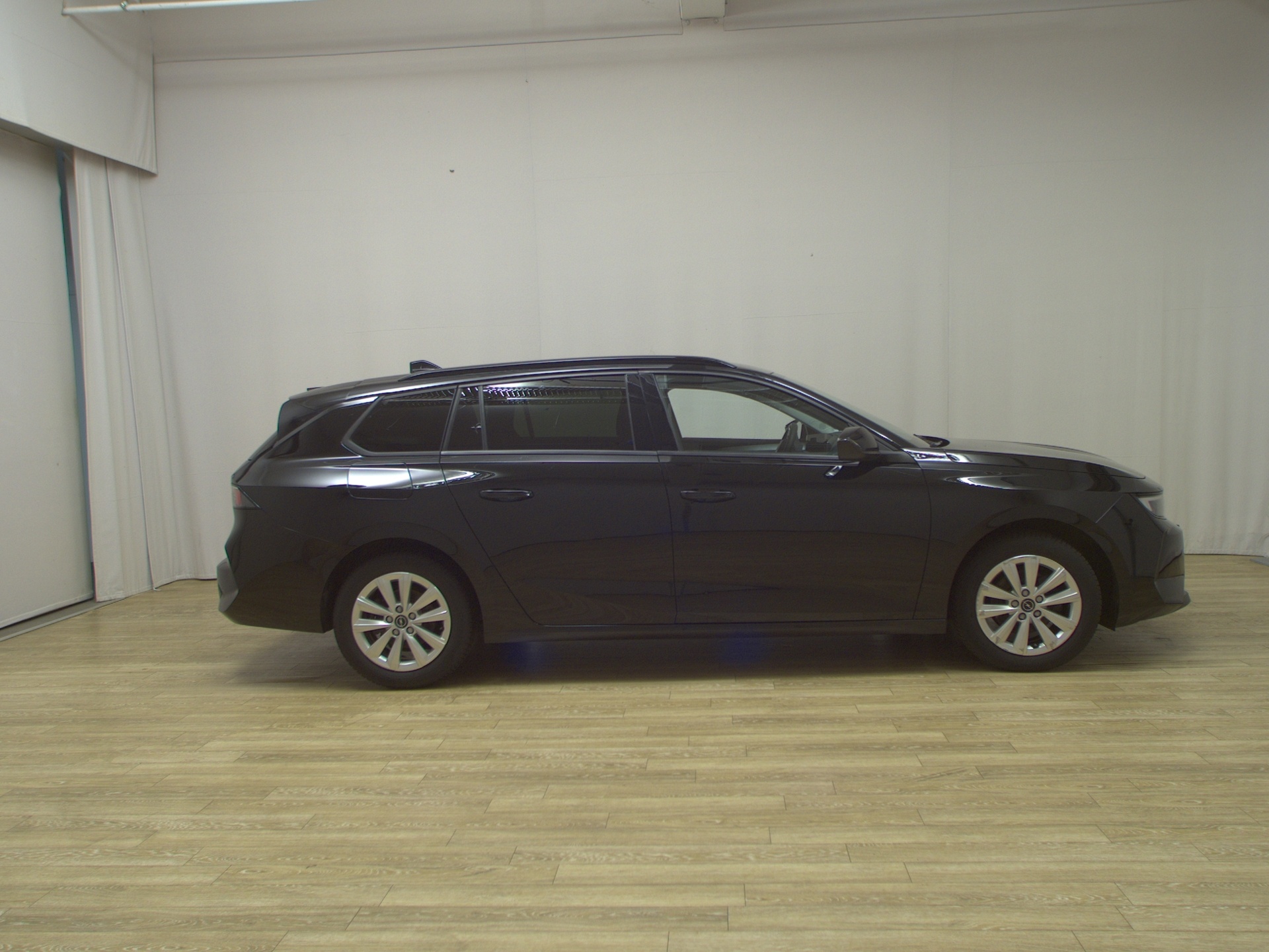 Opel Astra ST 1.2 Turbo Edition Navi LED DC RFK SHZ