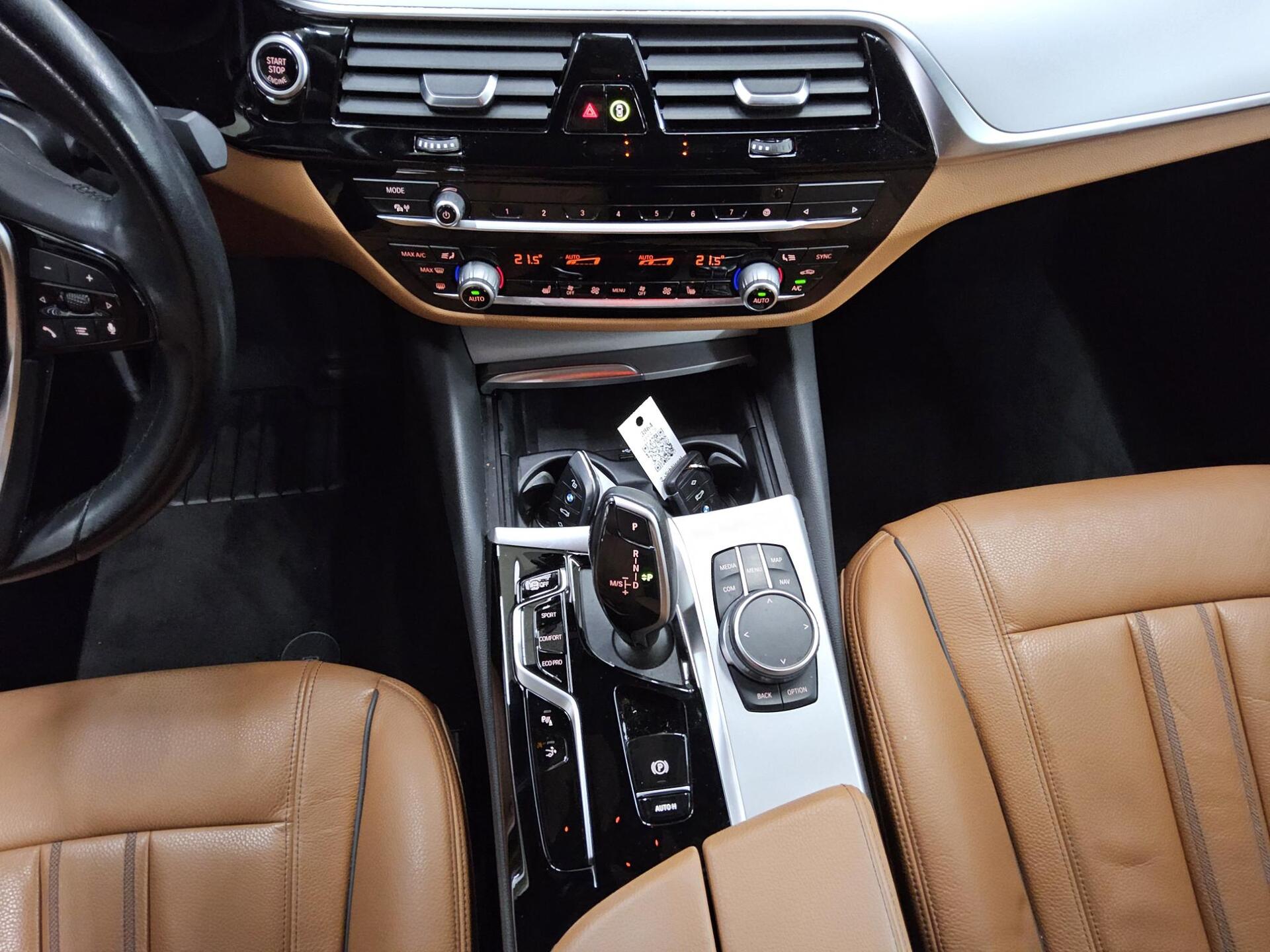 BMW 620 Gran Turismo Leder Navi LED+ LC prof. AHK 6