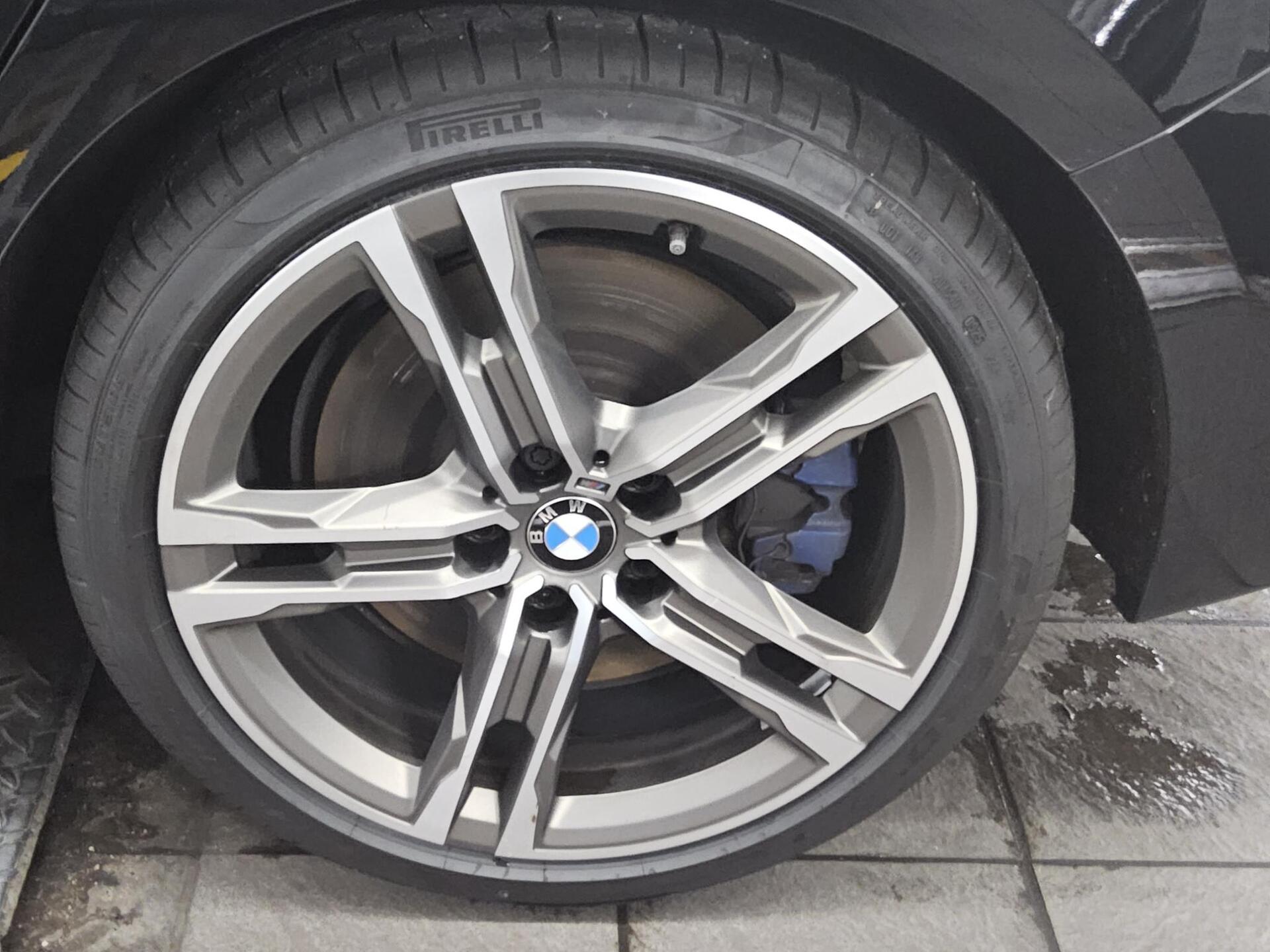 BMW M135i xDr M-Sitze Leder HuD Harman-Kardon LC pro 11