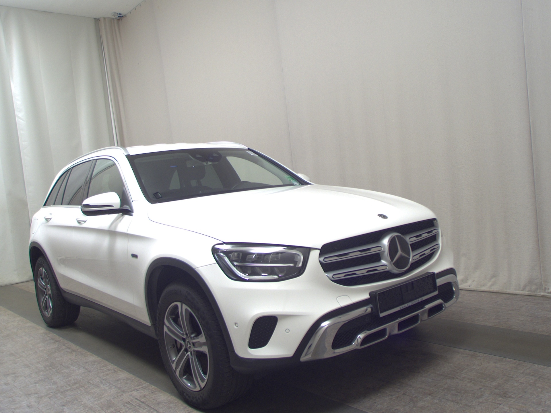 Mercedes-Benz GLC 300 e 4M T-Leder Navi LED RFK AHK Distronic+ 3