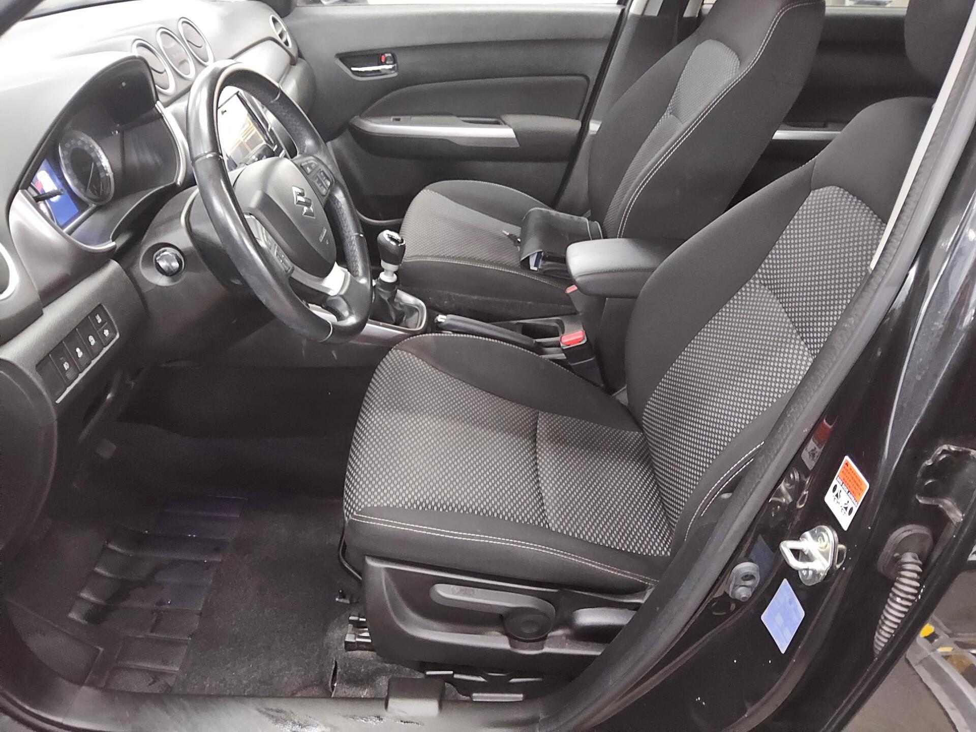 Suzuki Vitara 1.4 Active AHK LED SHZ ACC 8