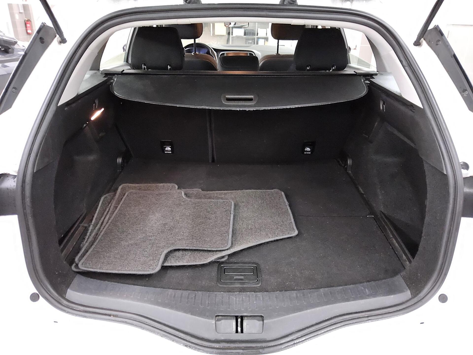 Renault Megane Grandtour Autom. AHK Navi SHZ Tempomat 12