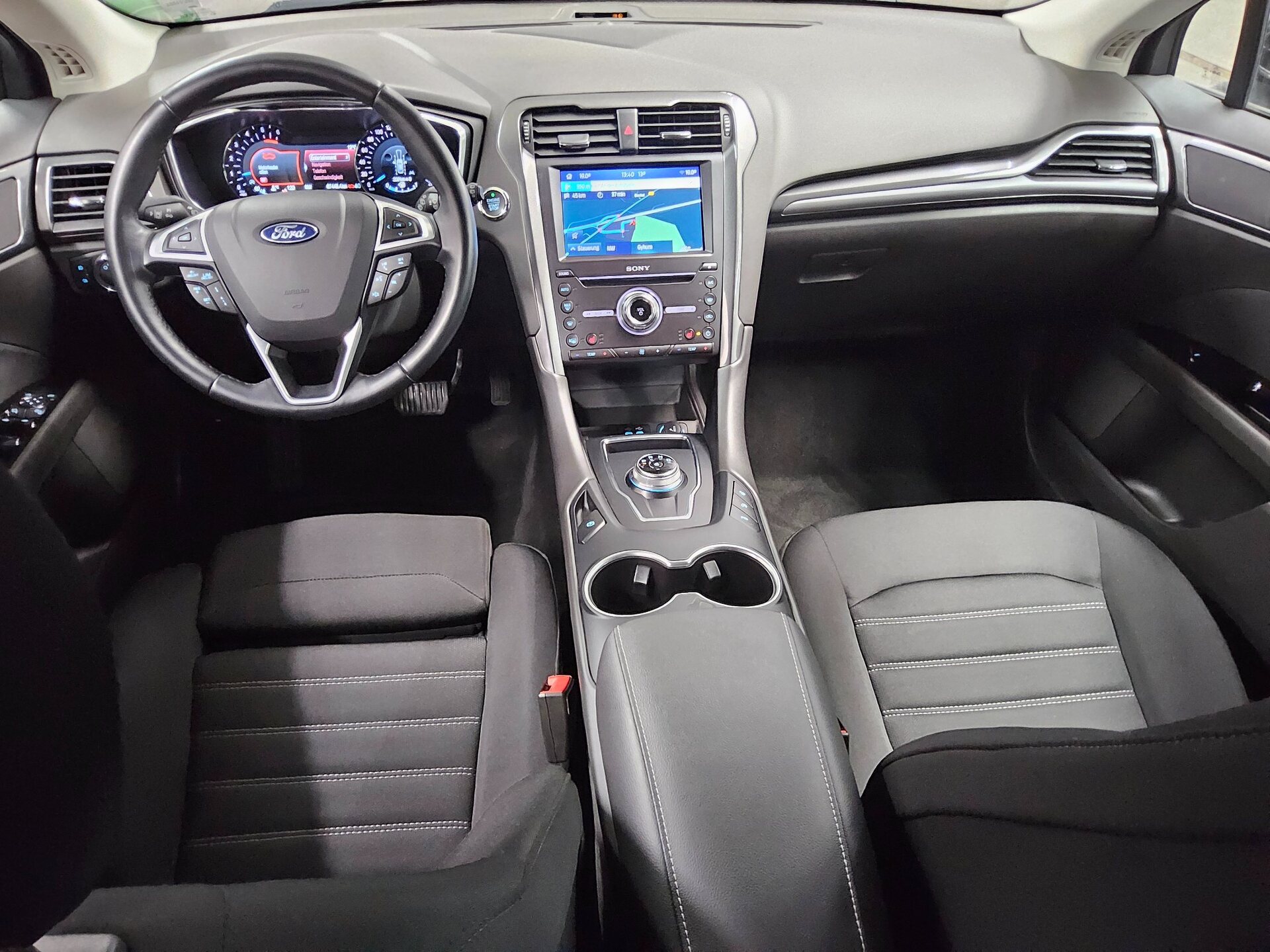 Ford Mondeo Turnier 2.0 EB Titanium Navi Shz 5
