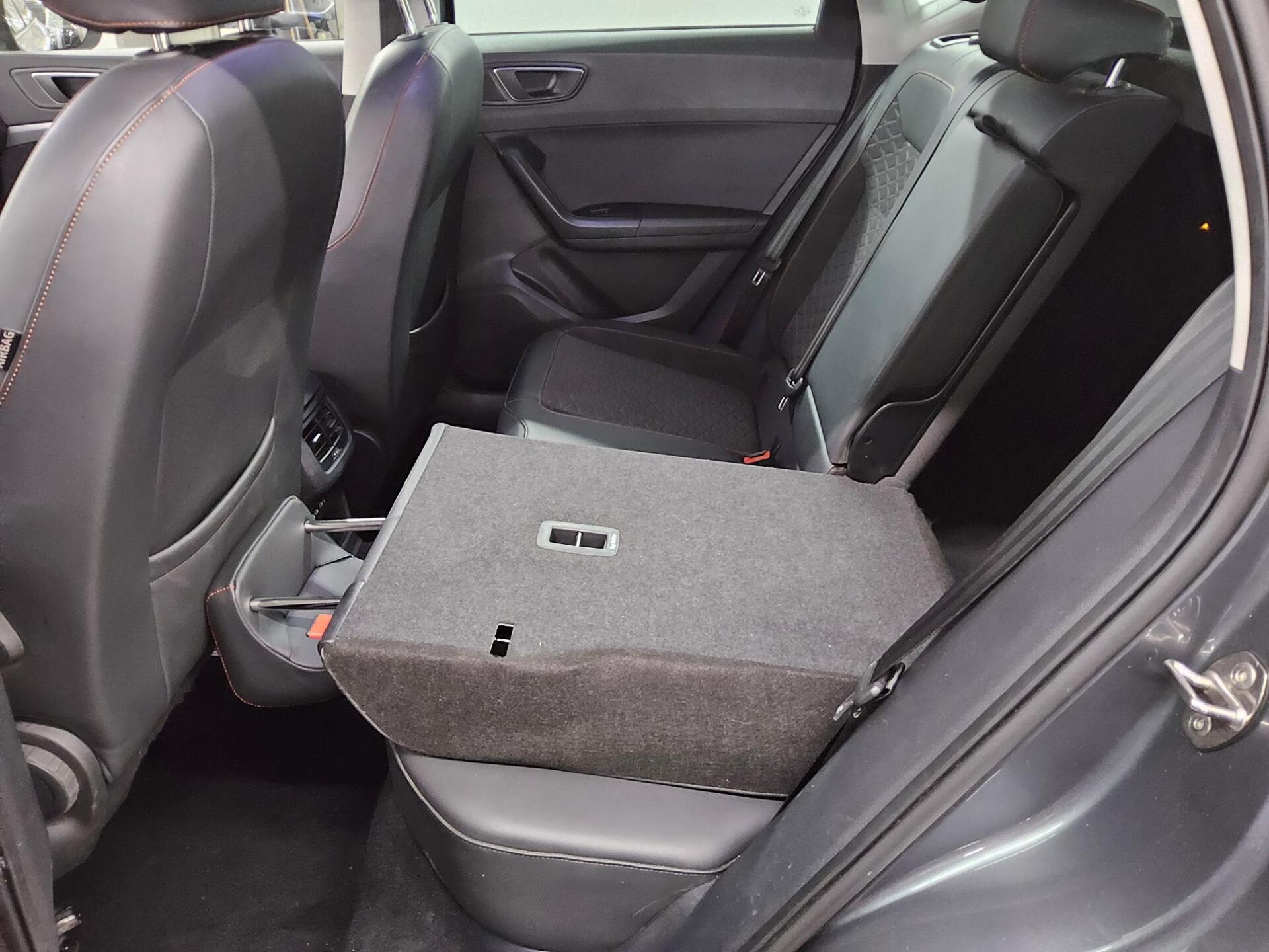 Seat Ateca 2.0 TDI FR-Line Navi LED vc Beats AHK 360° 13