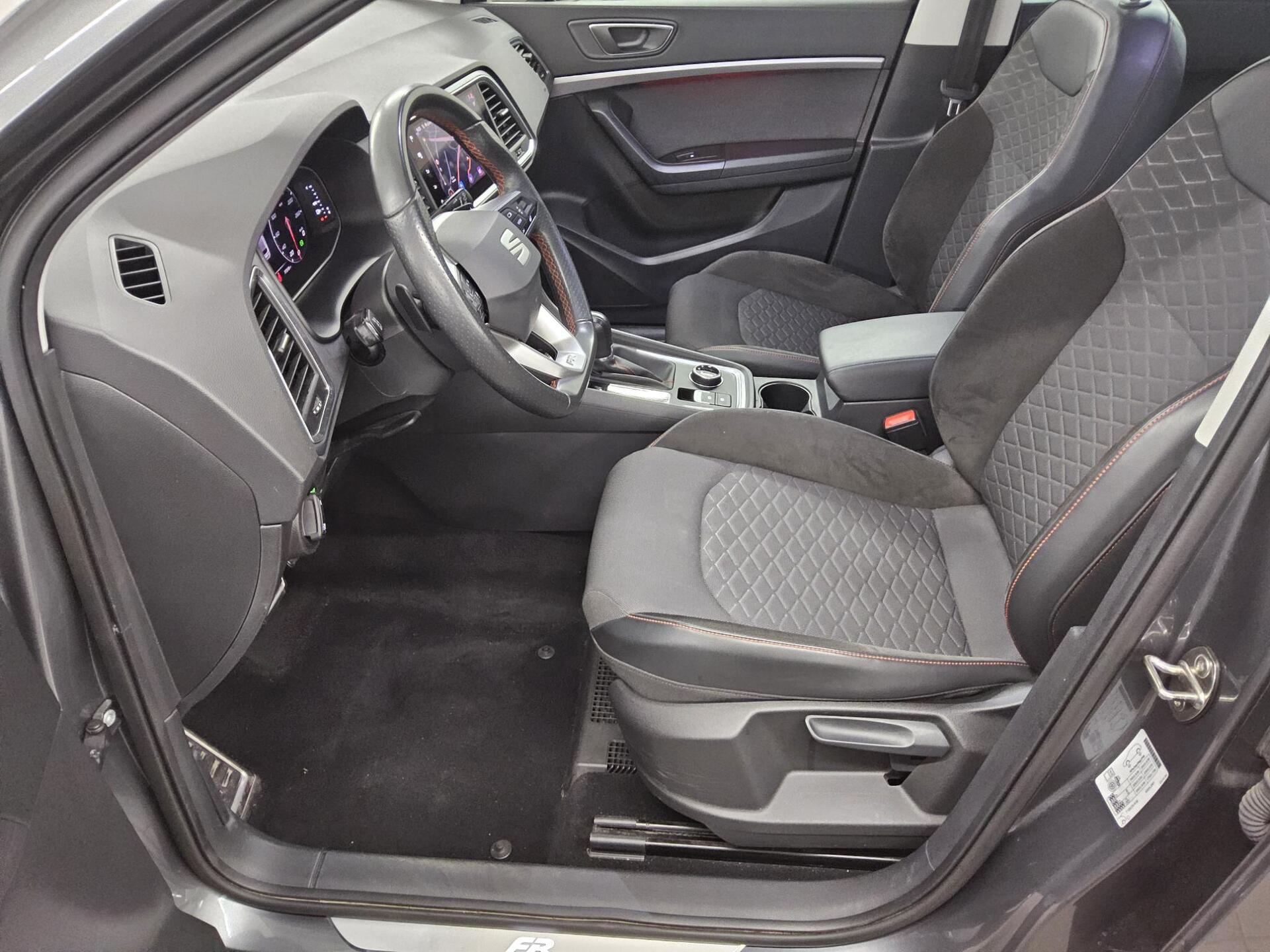 Seat Ateca 2.0 TDI FR-Line Navi LED vc Beats AHK 360° 9