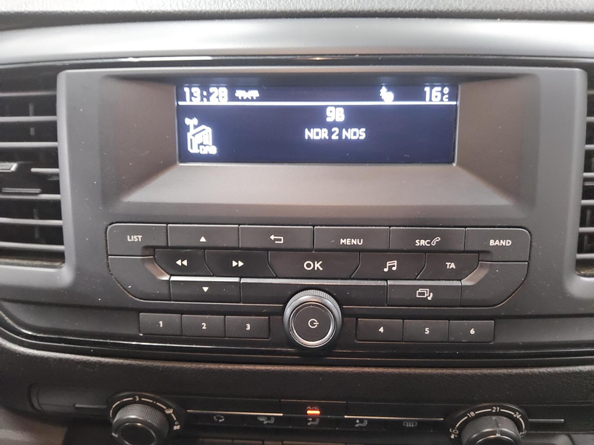 Opel Vivaro 1.5 D M 9-Sitzer PDC 7