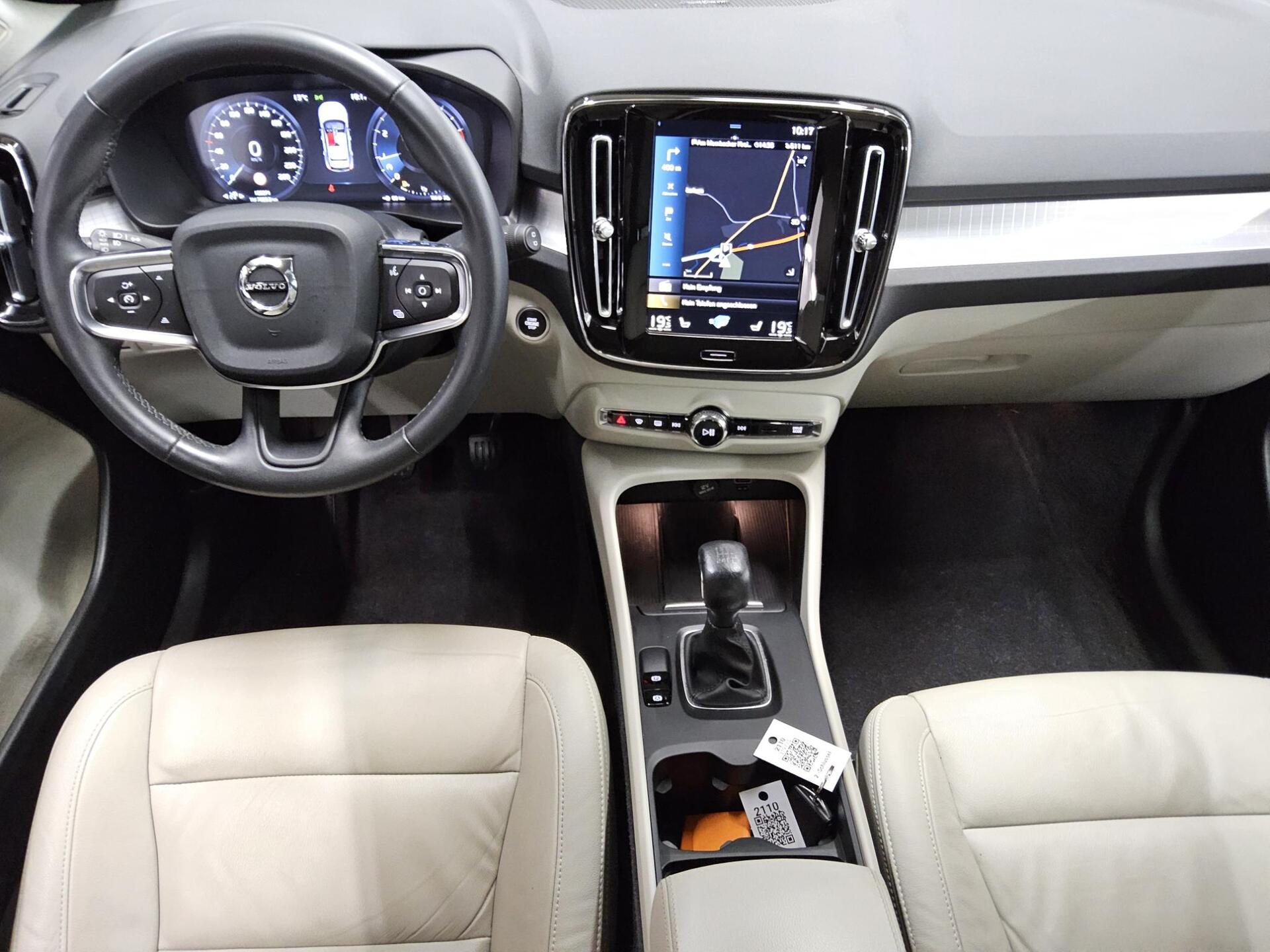 Volvo XC40 T3 Momentum Leder Navi H-K Sound LED RFK 5