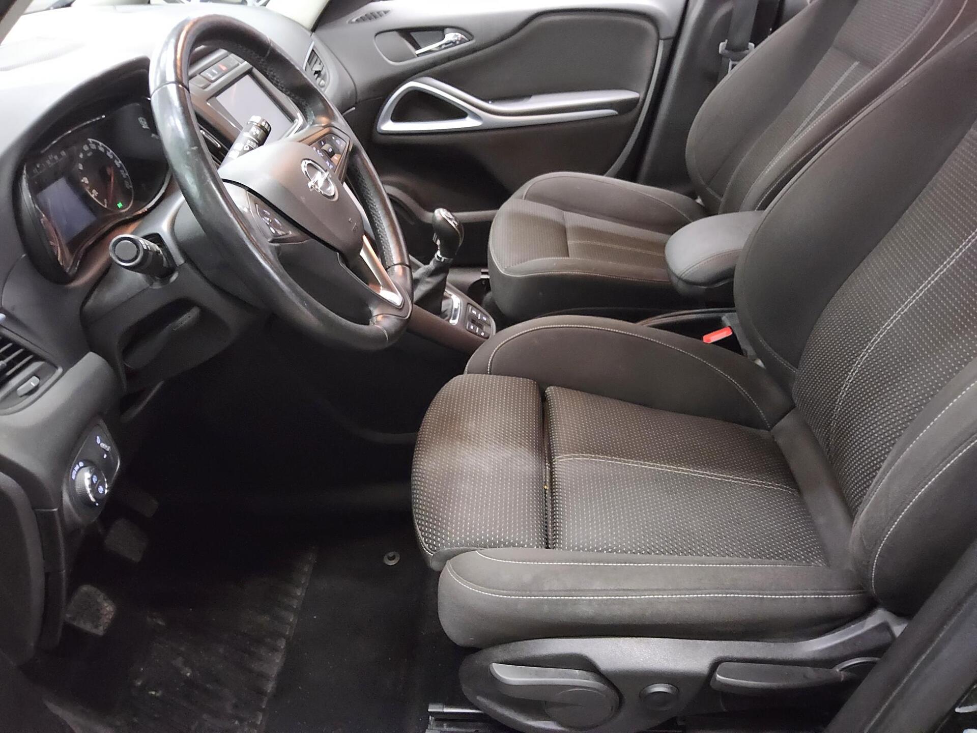 Opel Zafira Tourer 1.6 CDTI 120 Jahre Navi LED PDC 8