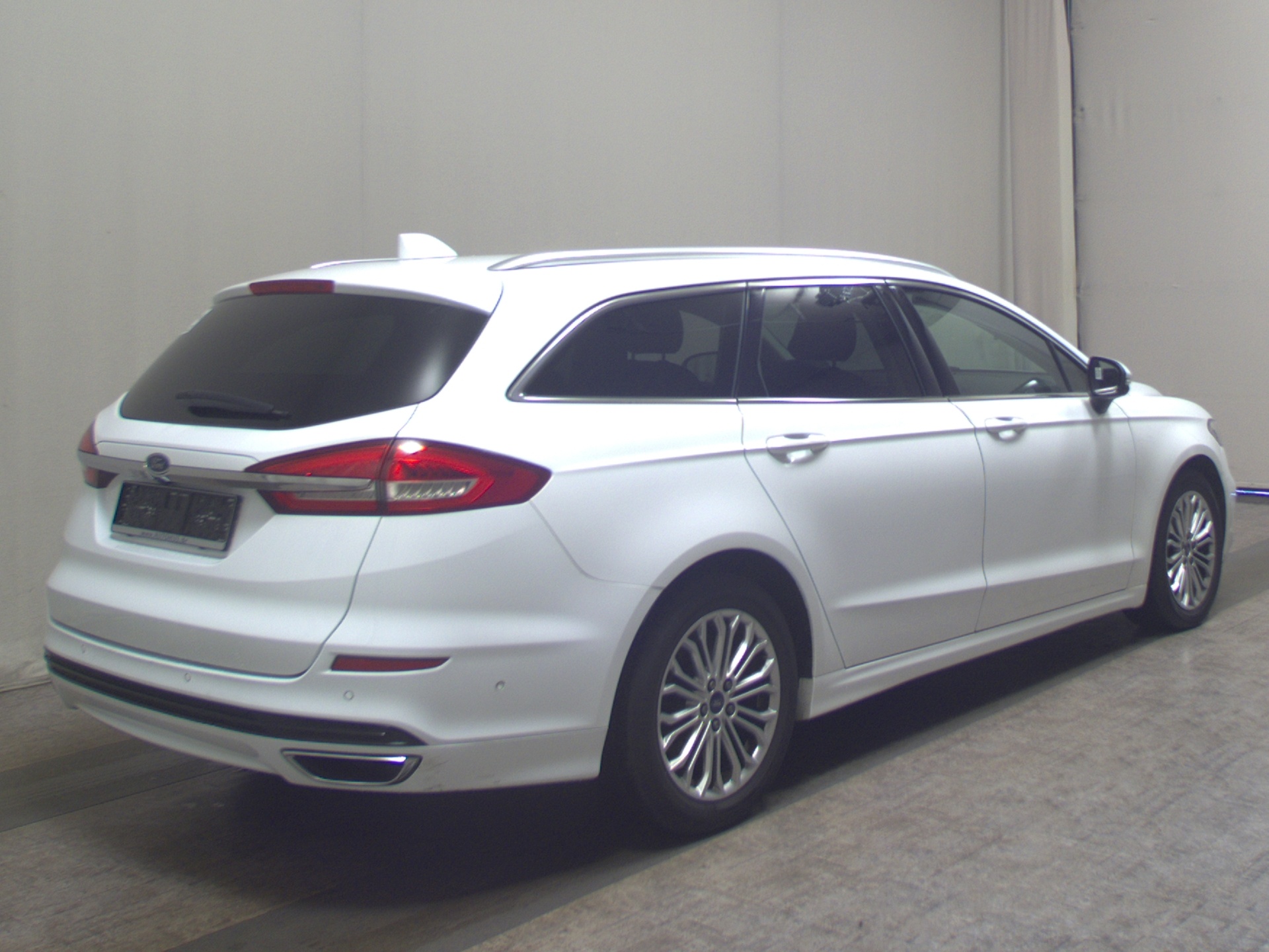 Ford Mondeo Turnier 2.0 EB Titanium Navi LED ACC 4
