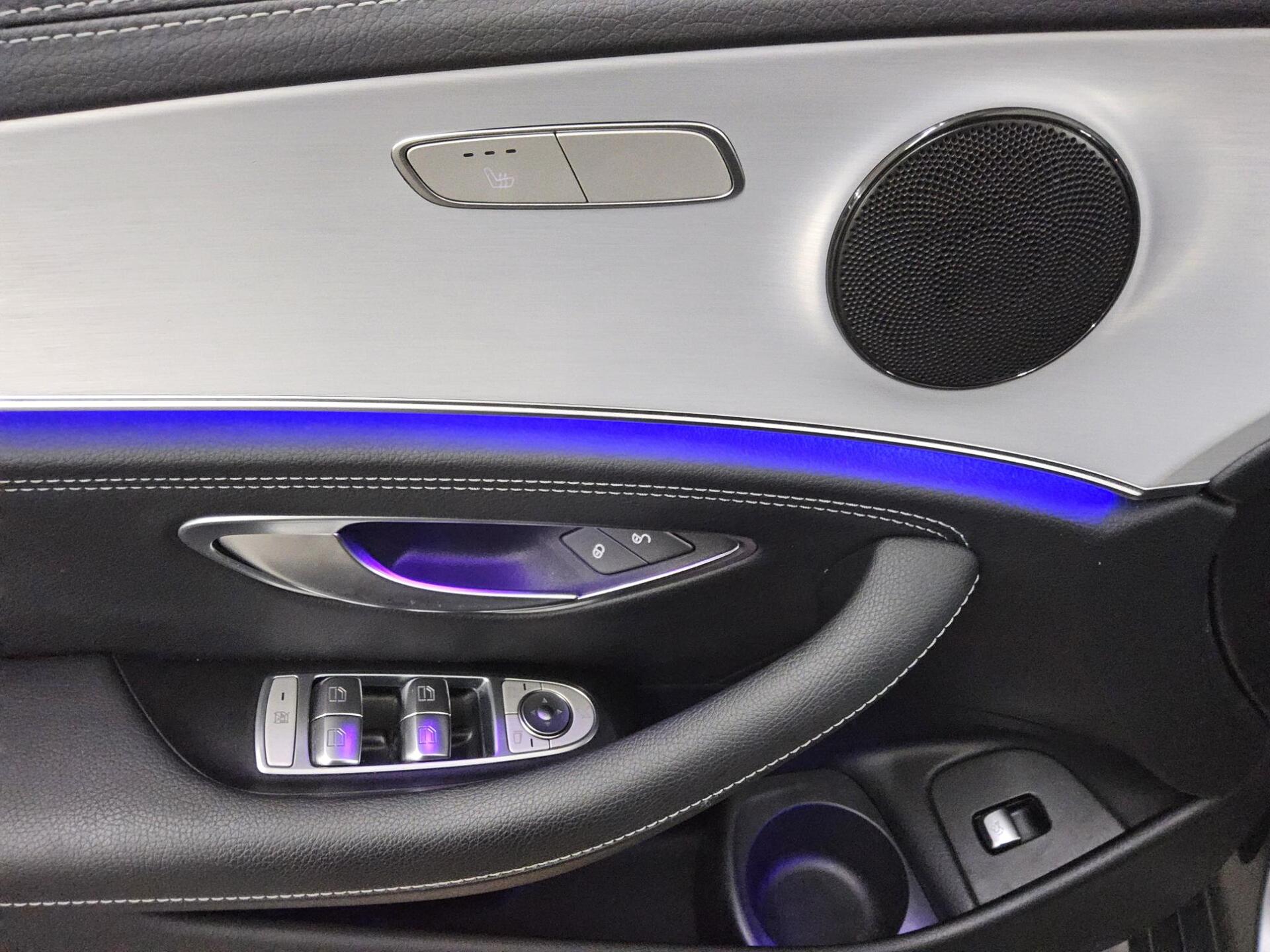 Mercedes-Benz E 300 T de 4M AMG-Line Navi Widescreen Pano HuD 10