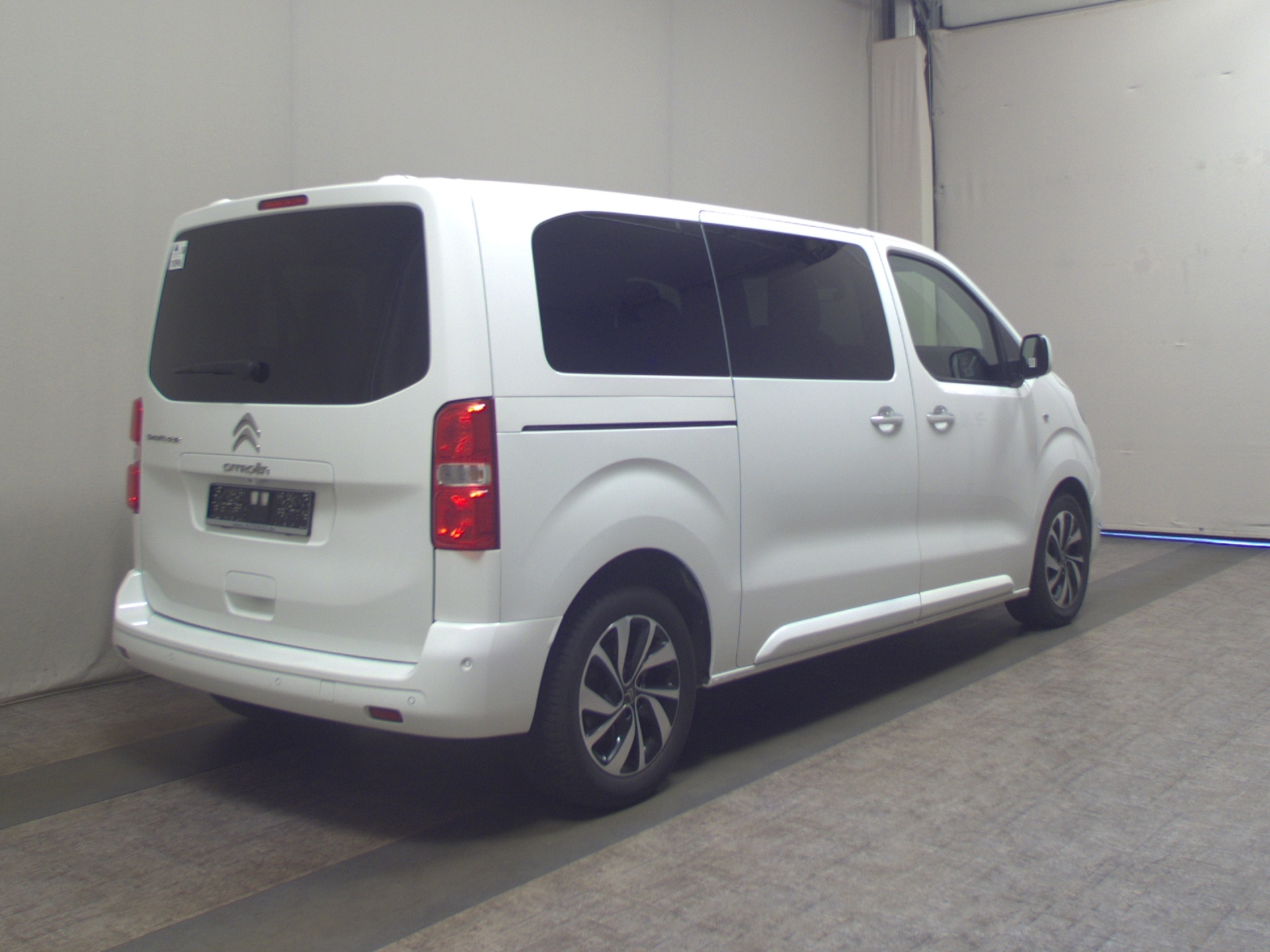 Citroën SpaceTourer 2.0 BlueHDi M Shine 8-Sitze Navi RFK 4