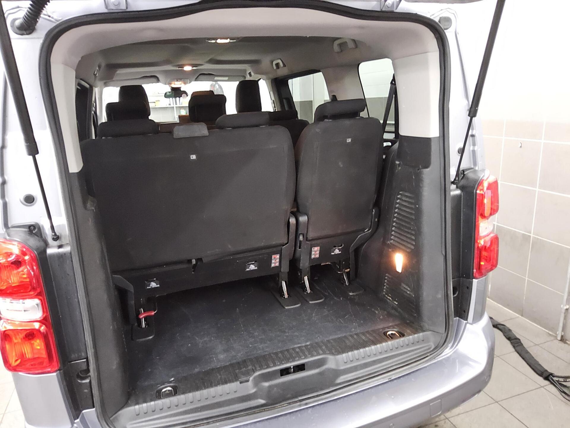 Citroën SpaceTourer 2.0 BlueHDi M Business 9-Sitze Navi 11