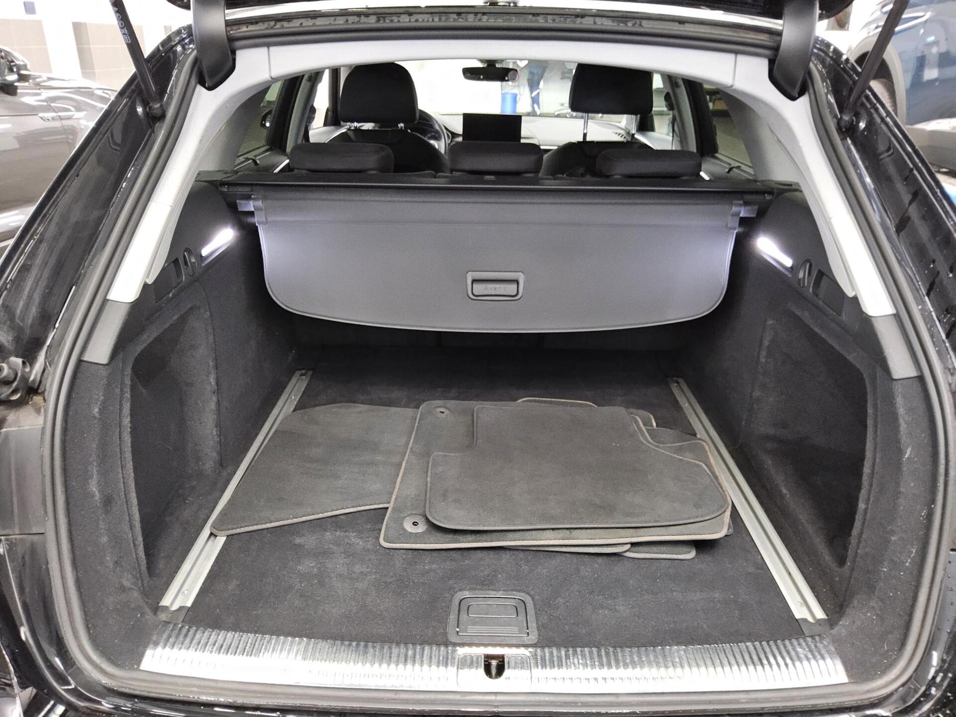 Audi A4 Avant 40 TDI advanced Navi LED StHzg Sports. 11