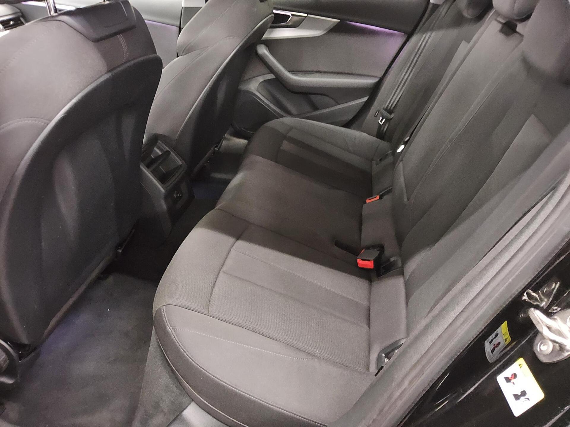 Audi A4 Avant 40 TDI advanced Navi LED StHzg Sports. 13