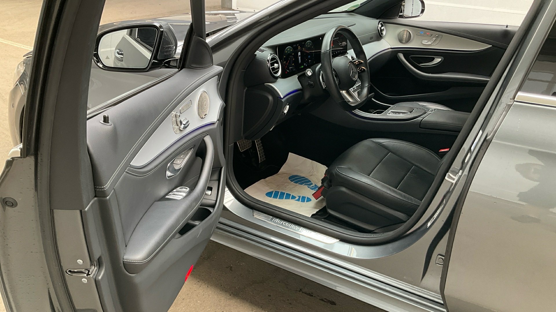 Mercedes-Benz E 300 T de AMG-Line Leder Navi LED Widescreen 5