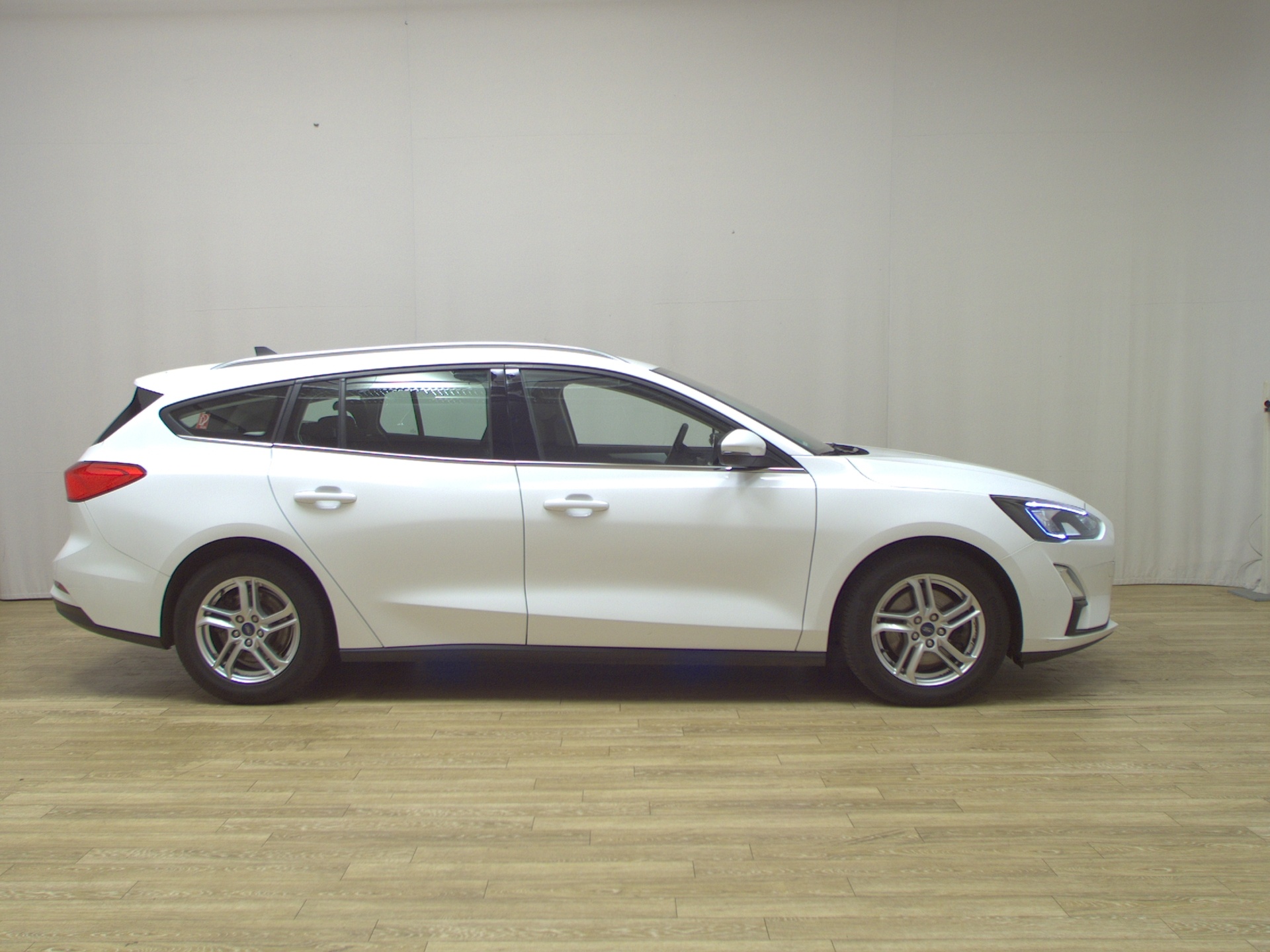 Ford Focus Turnier 1.5 EB Cool&Connect Navi RfK AHK