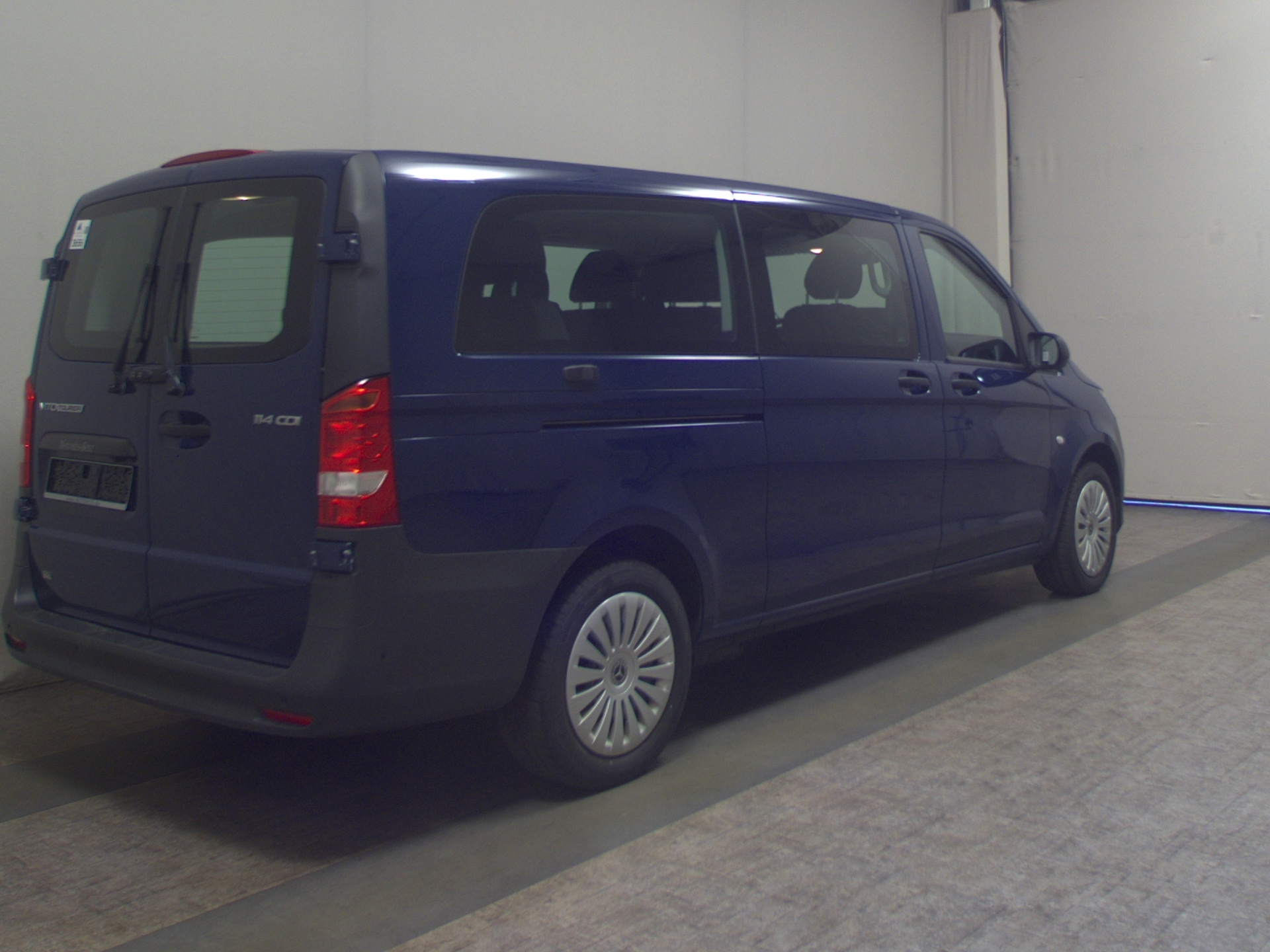 Mercedes-Benz Vito Tourer 114 CDI extralang 8-Sitze Navi RFK 4