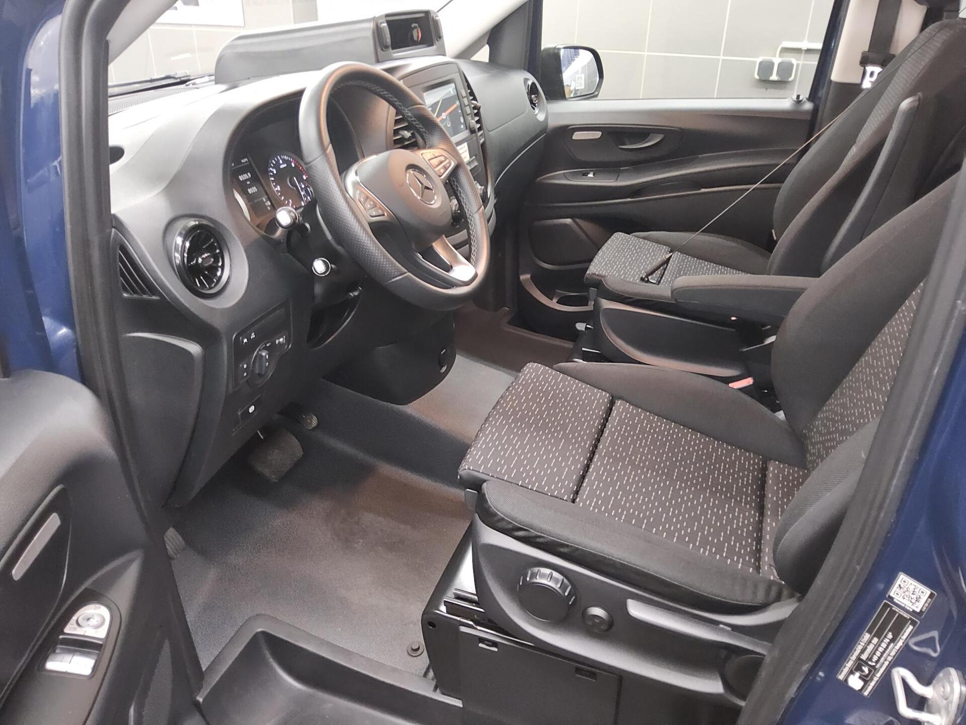 Mercedes-Benz Vito Tourer 114 CDI extralang 8-Sitze Navi RFK 8